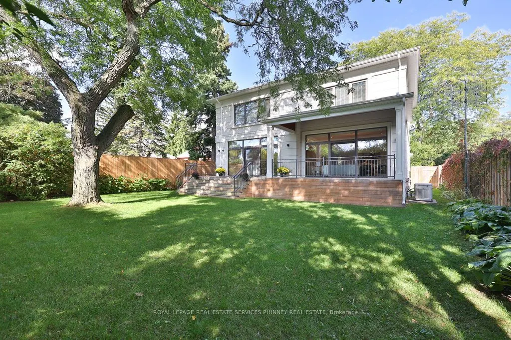 1456 Applewood Road