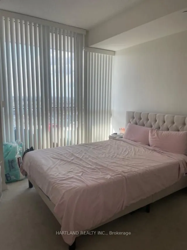 75 Eglinton Avenue W, #1806