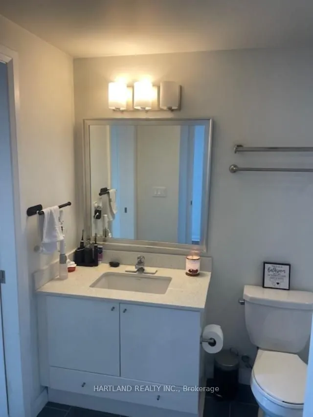 75 Eglinton Avenue W, #1806