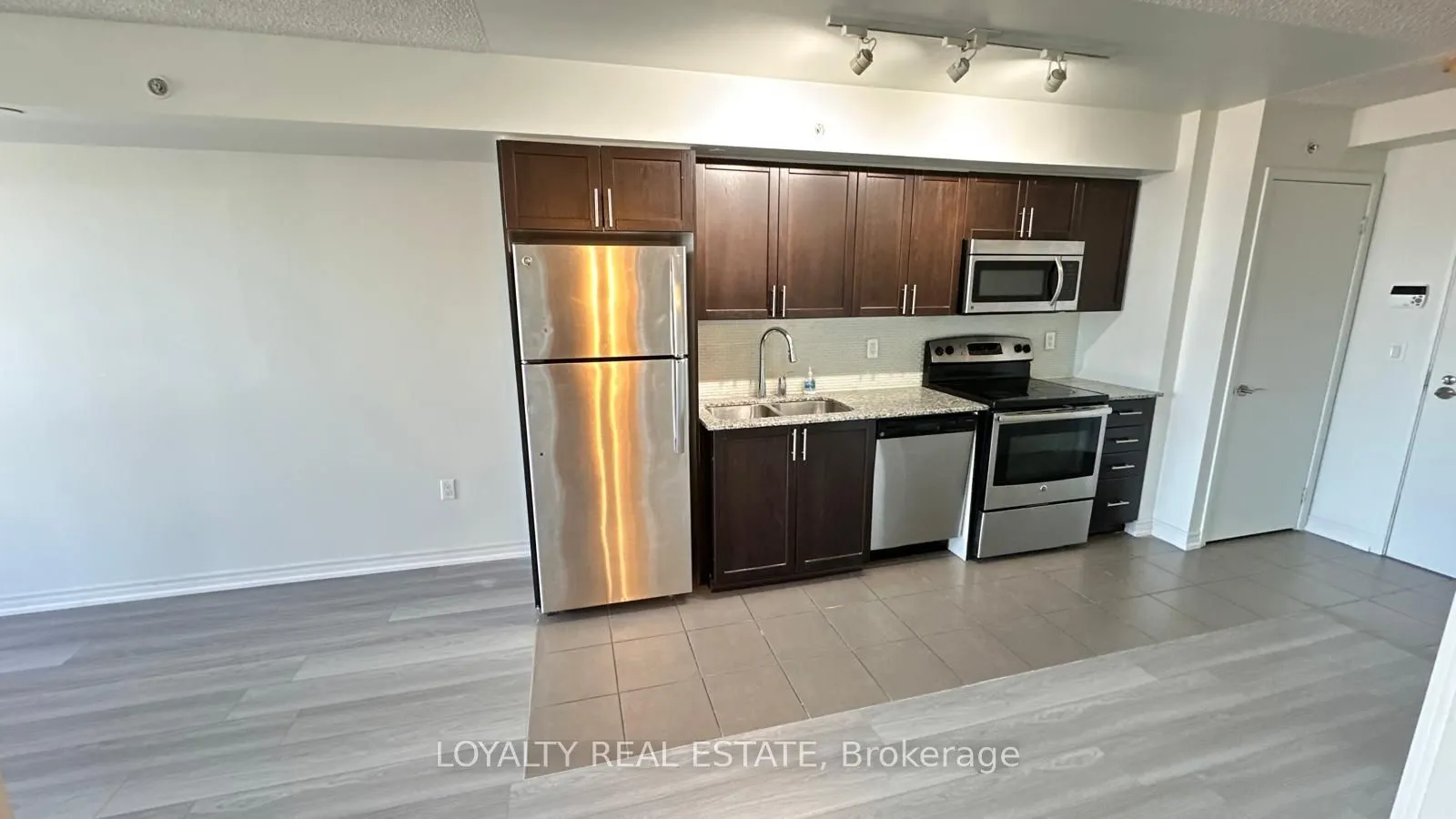 830 Lawrence Avenue W, #1903