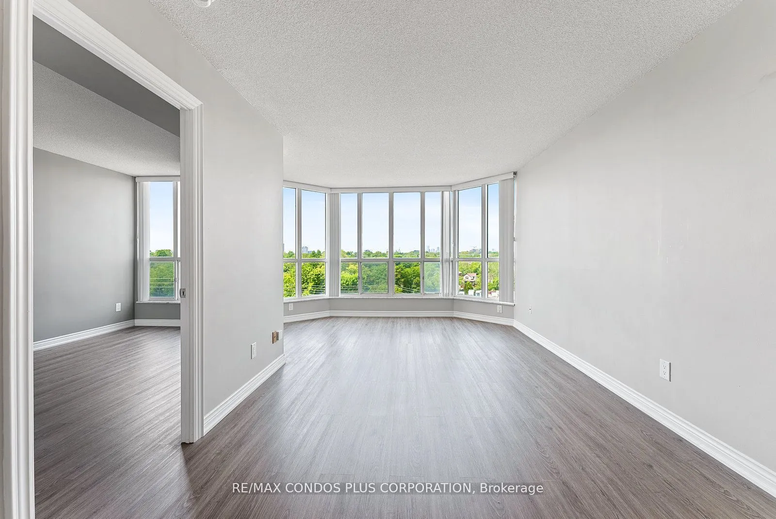 2285 Lake Shore Boulevard W, #609