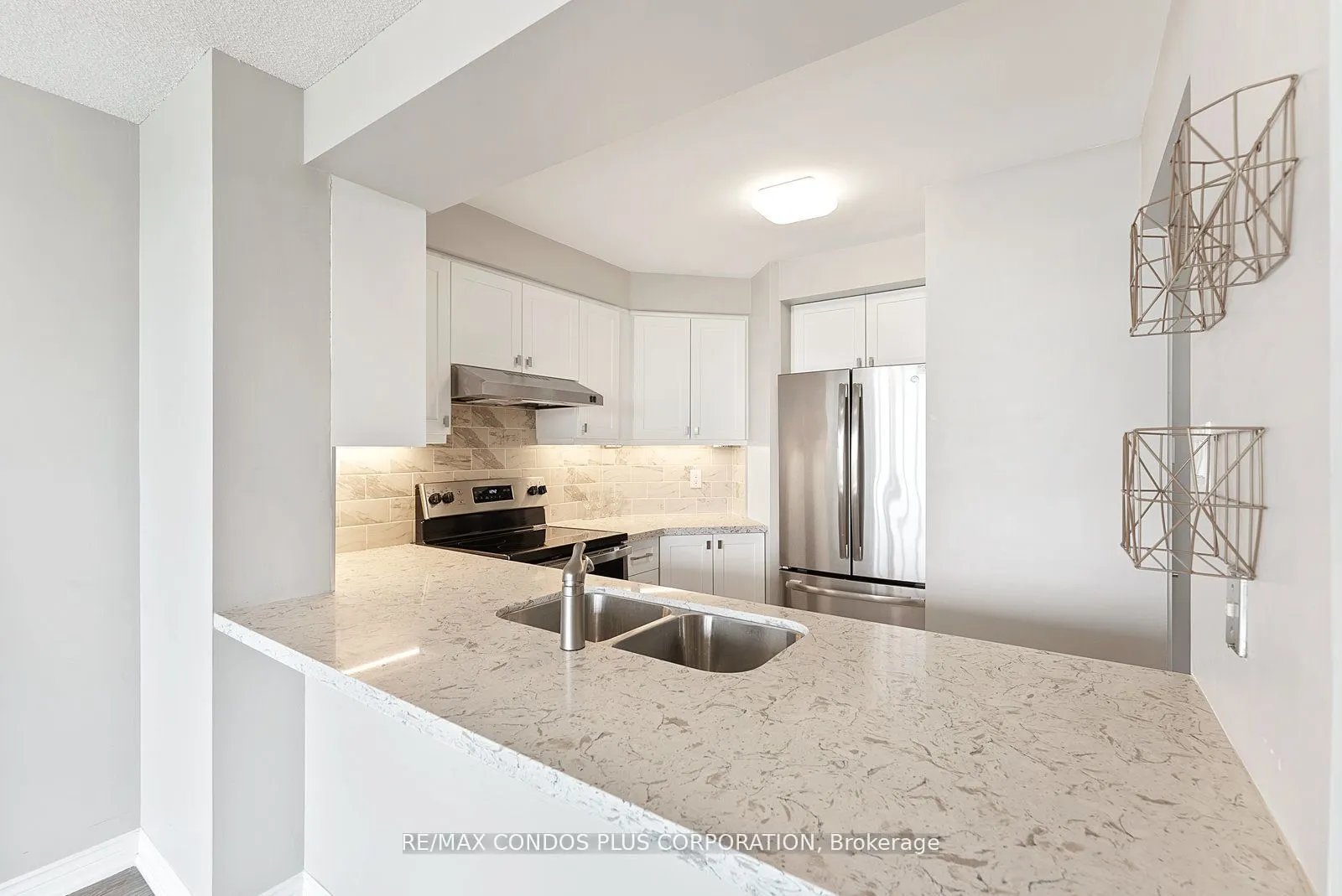 2285 Lake Shore Boulevard W, #609