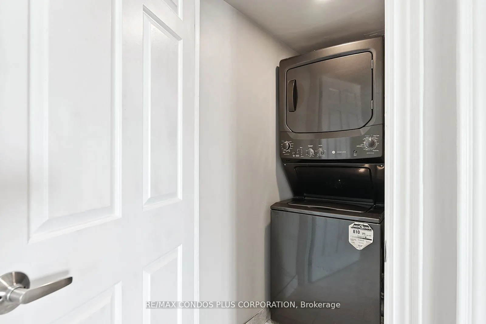 2285 Lake Shore Boulevard W, #609
