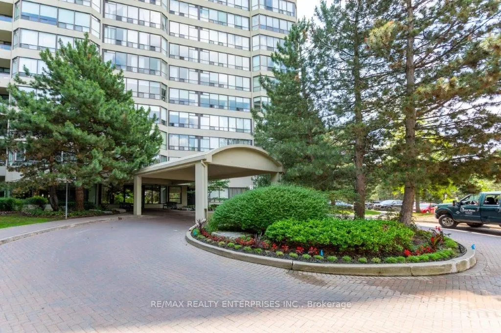 24 Hanover Road, #309