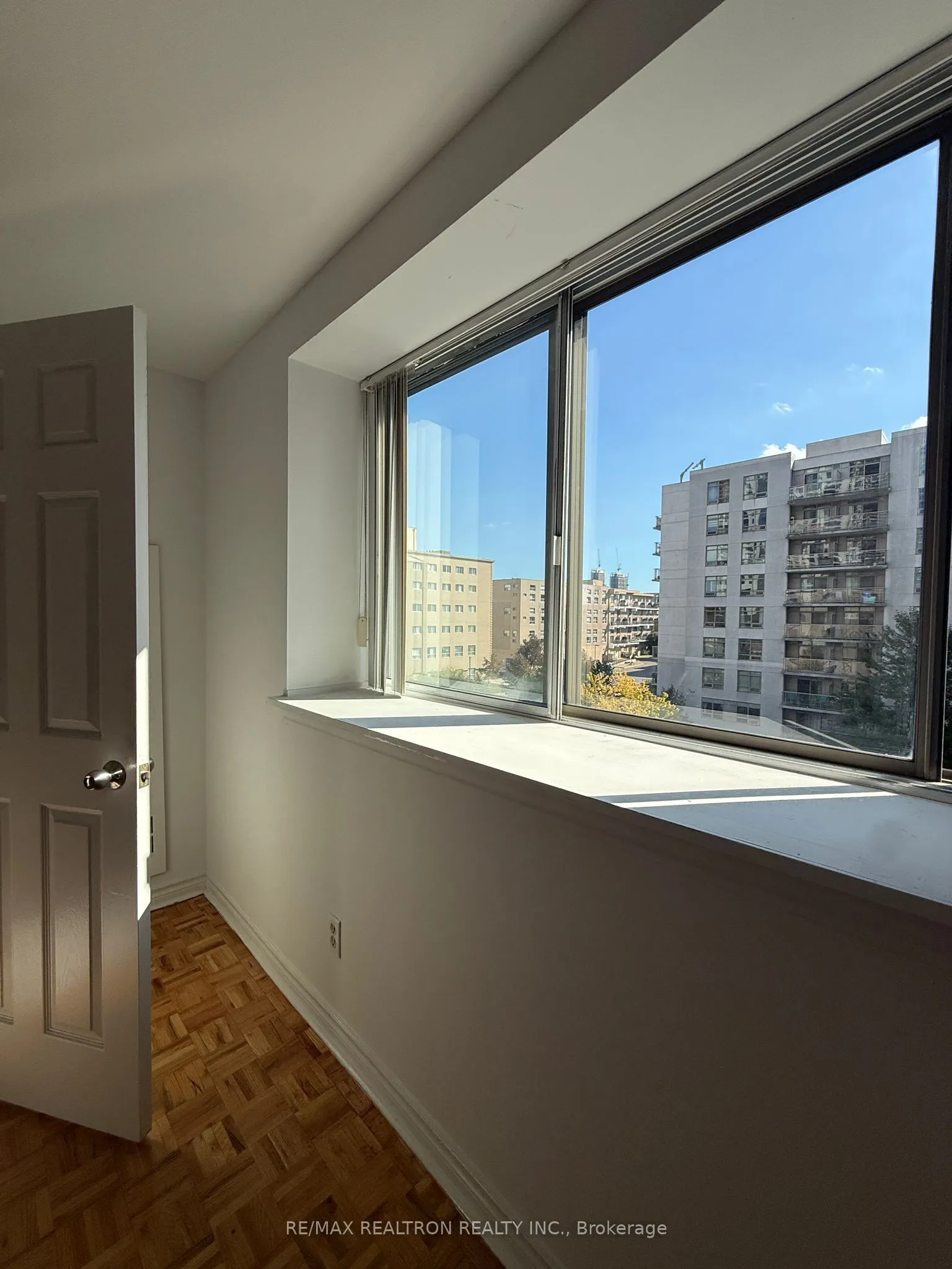 1407 Dupont Street, #412