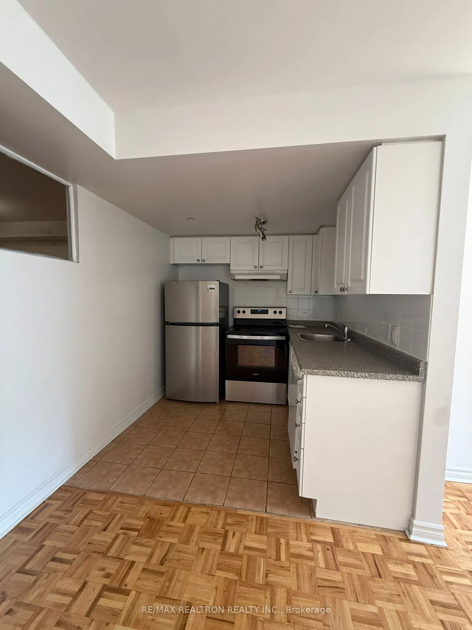 1407 Dupont Street, #412