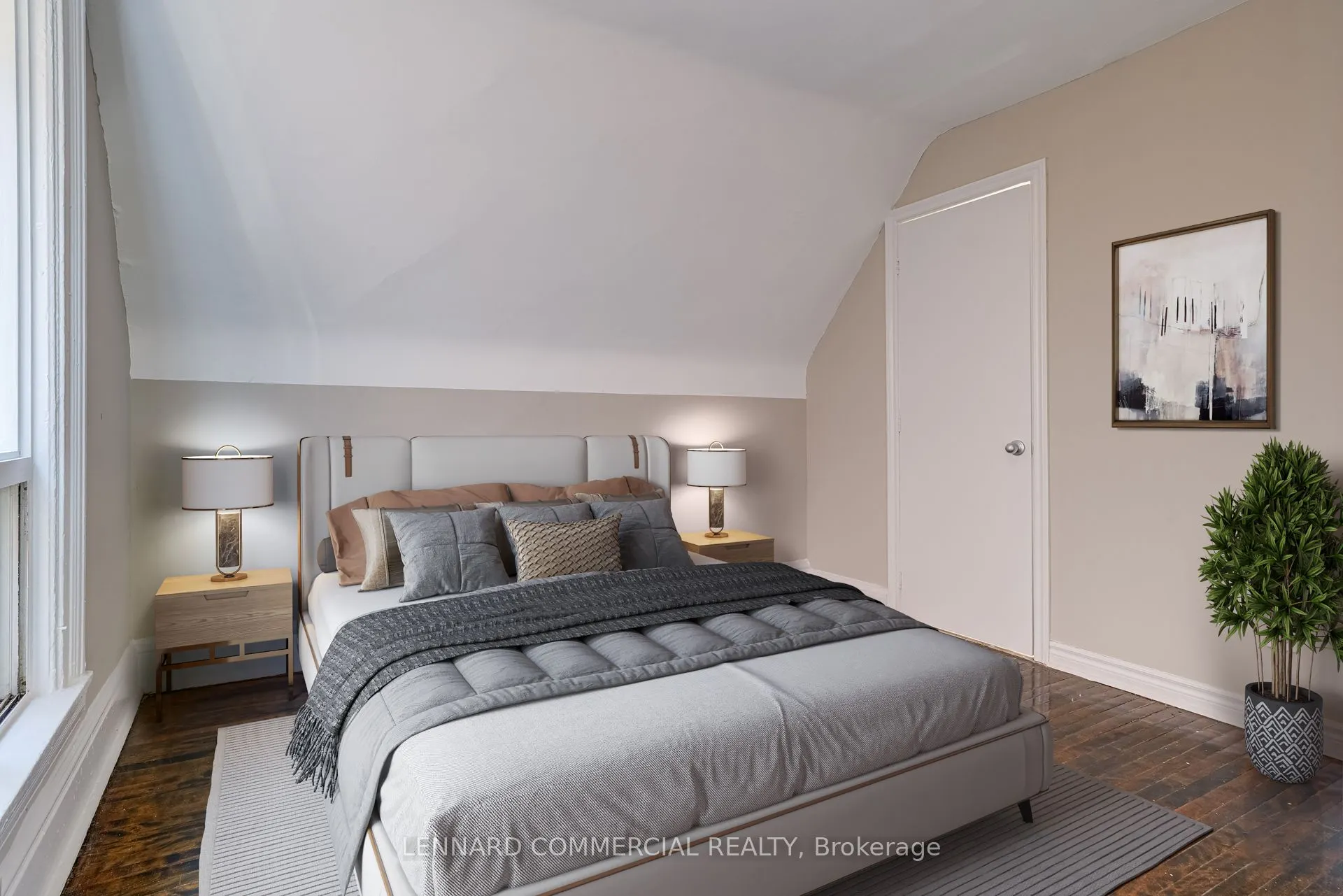 1261 King Street W, #2