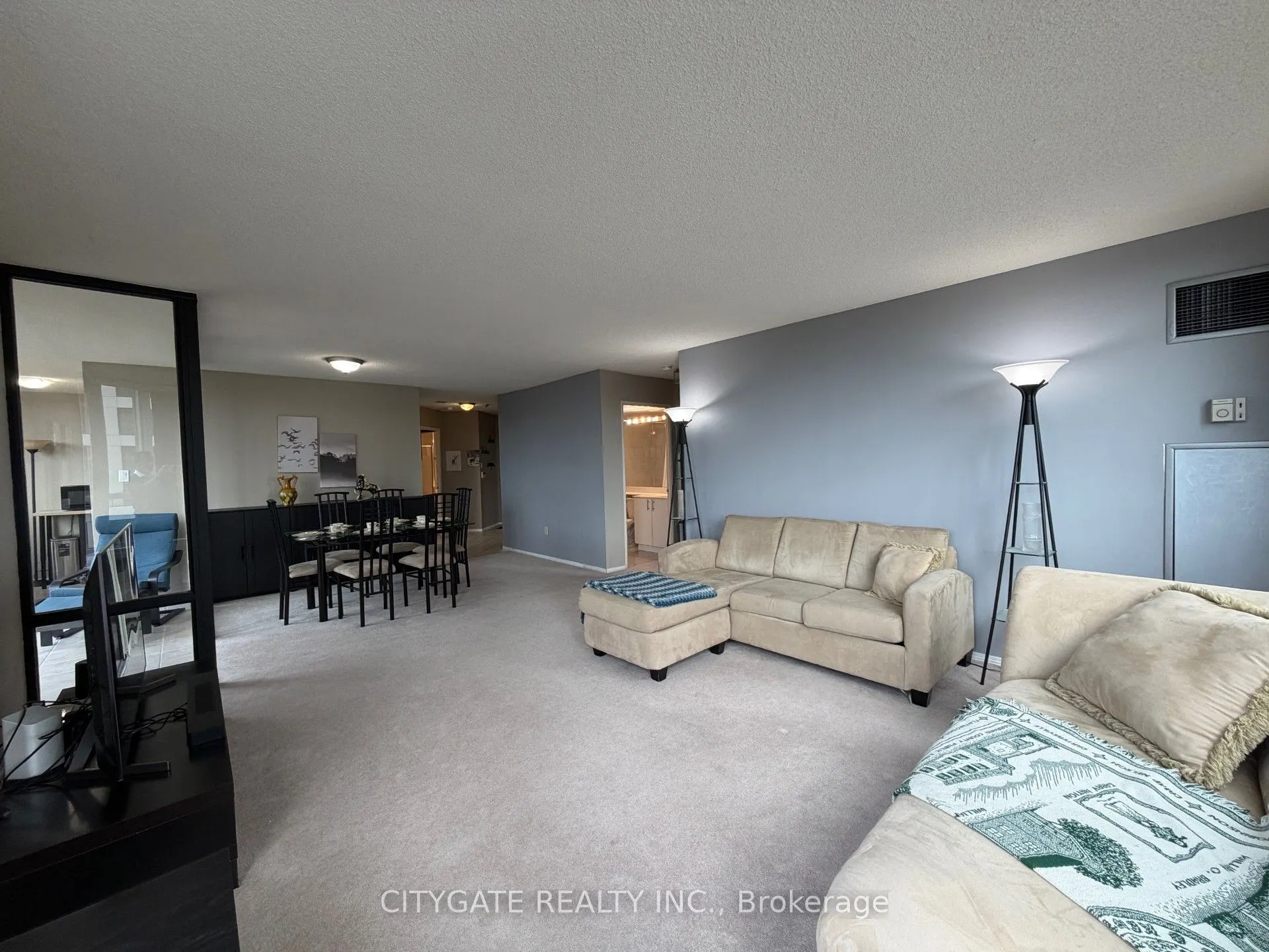 55 Elm Drive, #612
