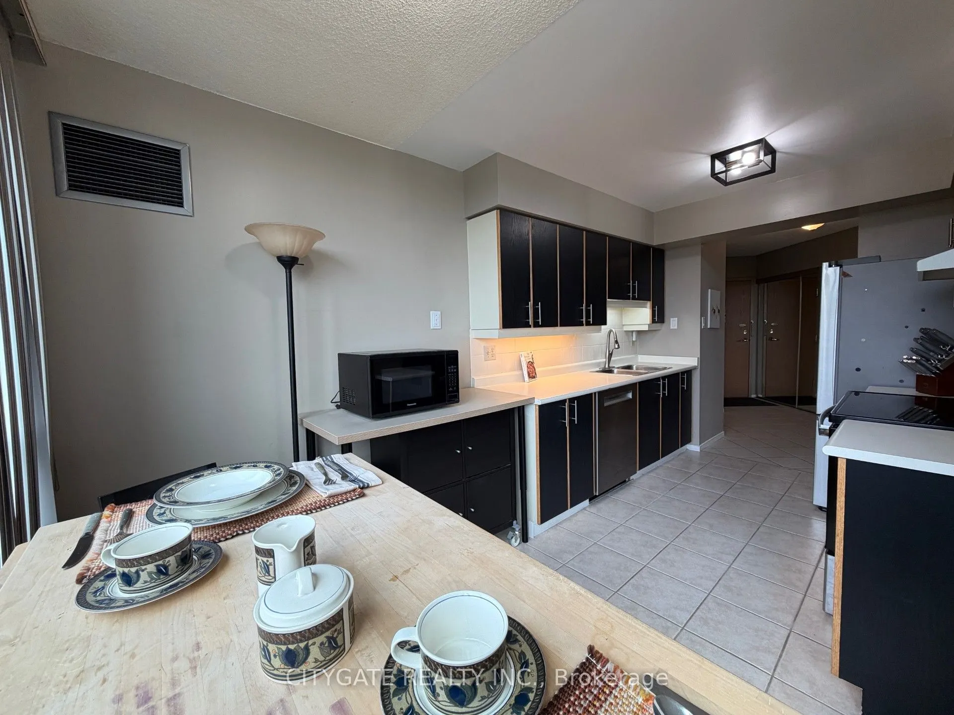 55 Elm Drive, #612