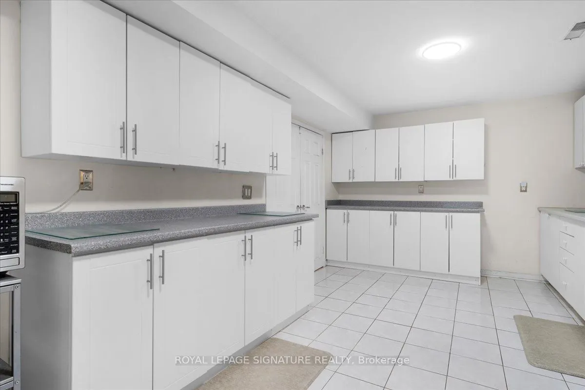 5401 Glen Erin Drive, #Lower