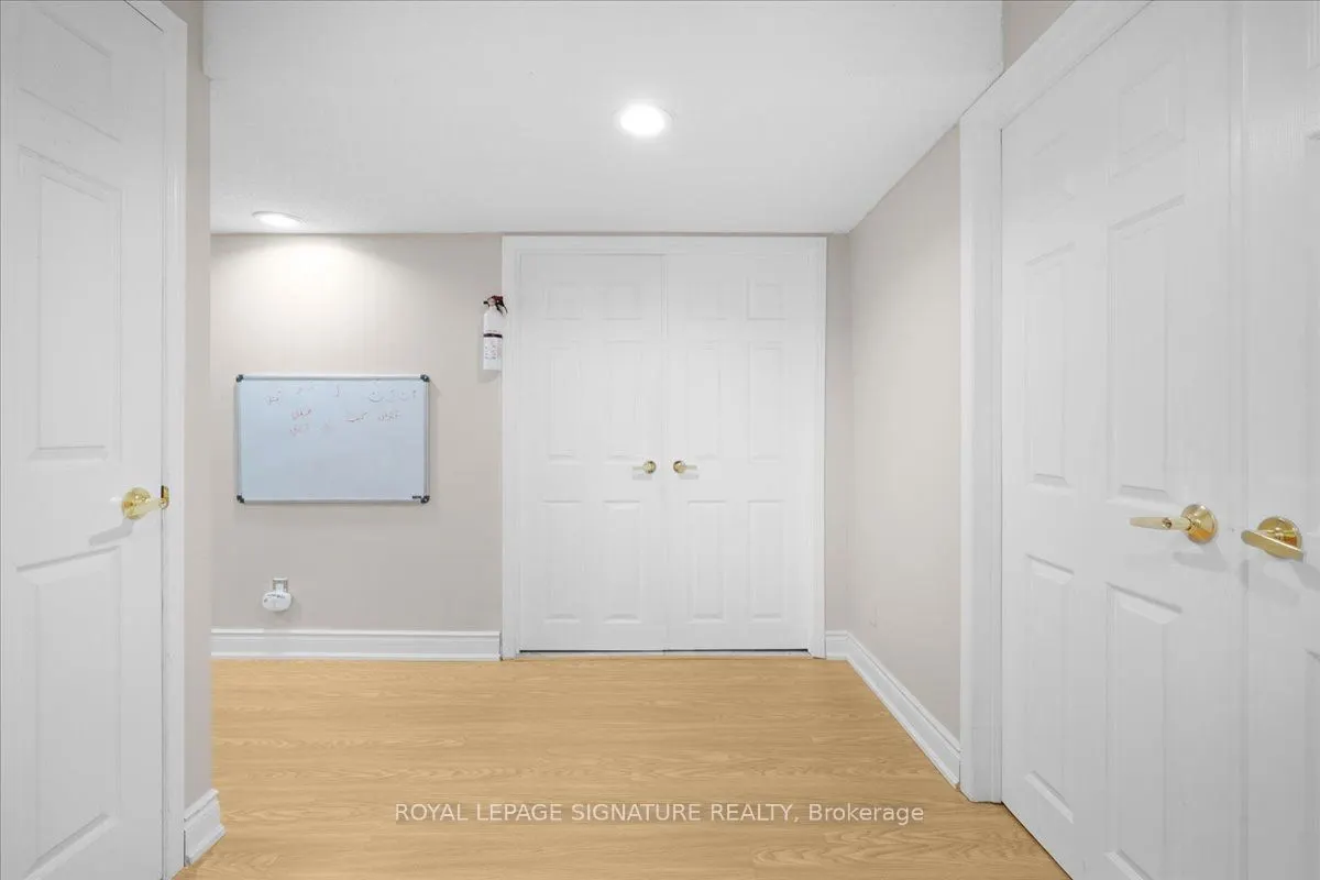 5401 Glen Erin Drive, #Lower