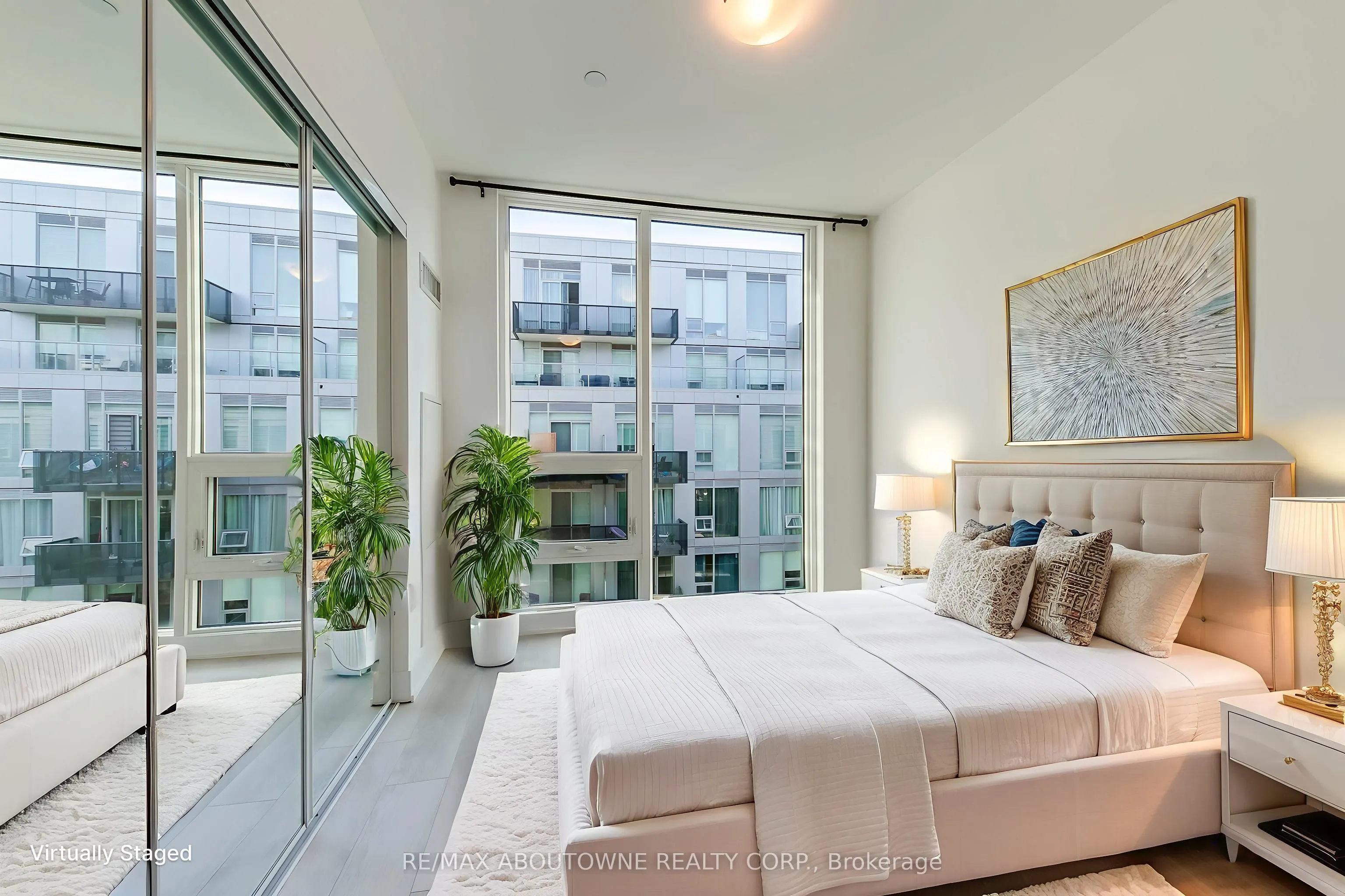 2450 Old Bronte Road, #623