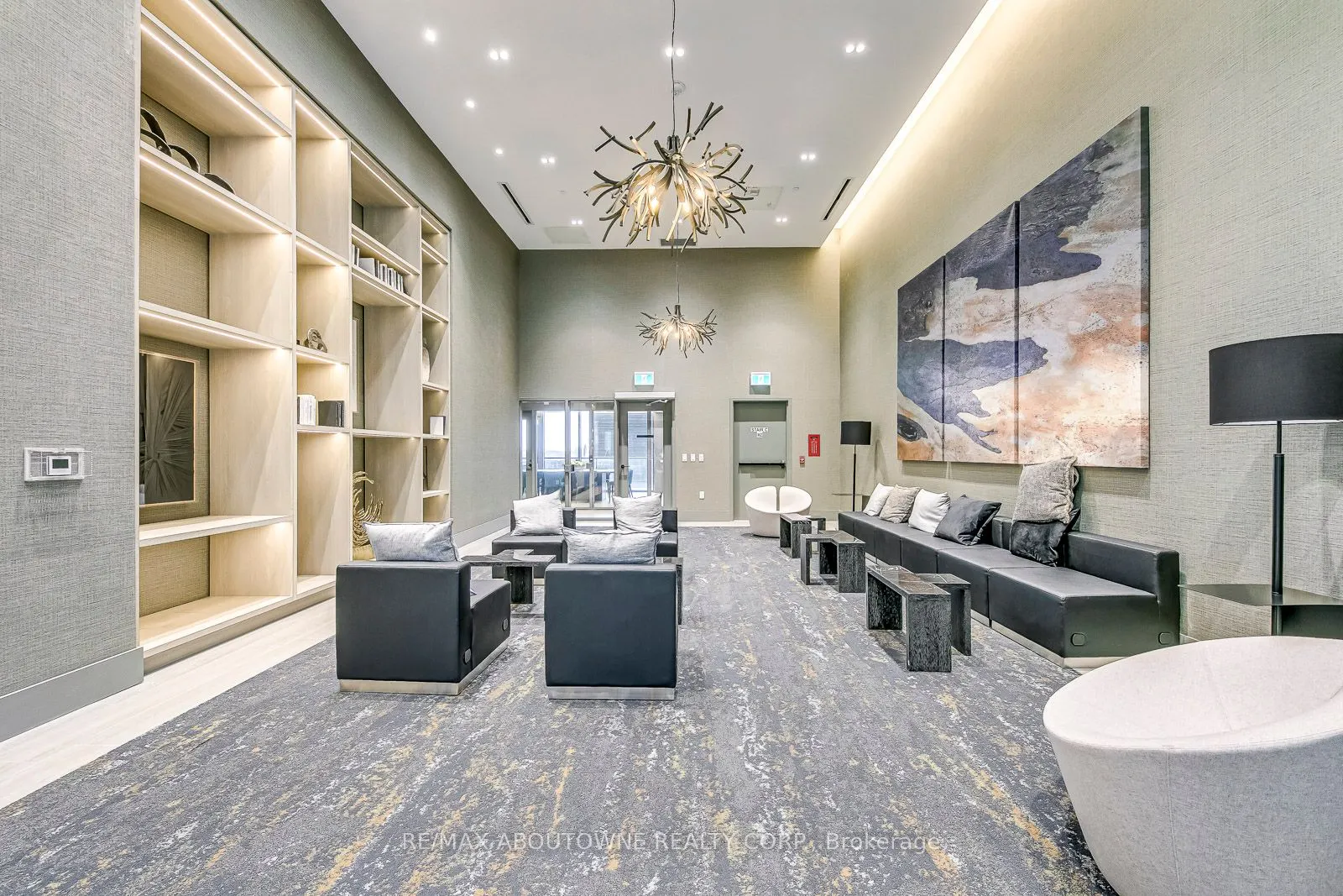 2450 Old Bronte Road, #623