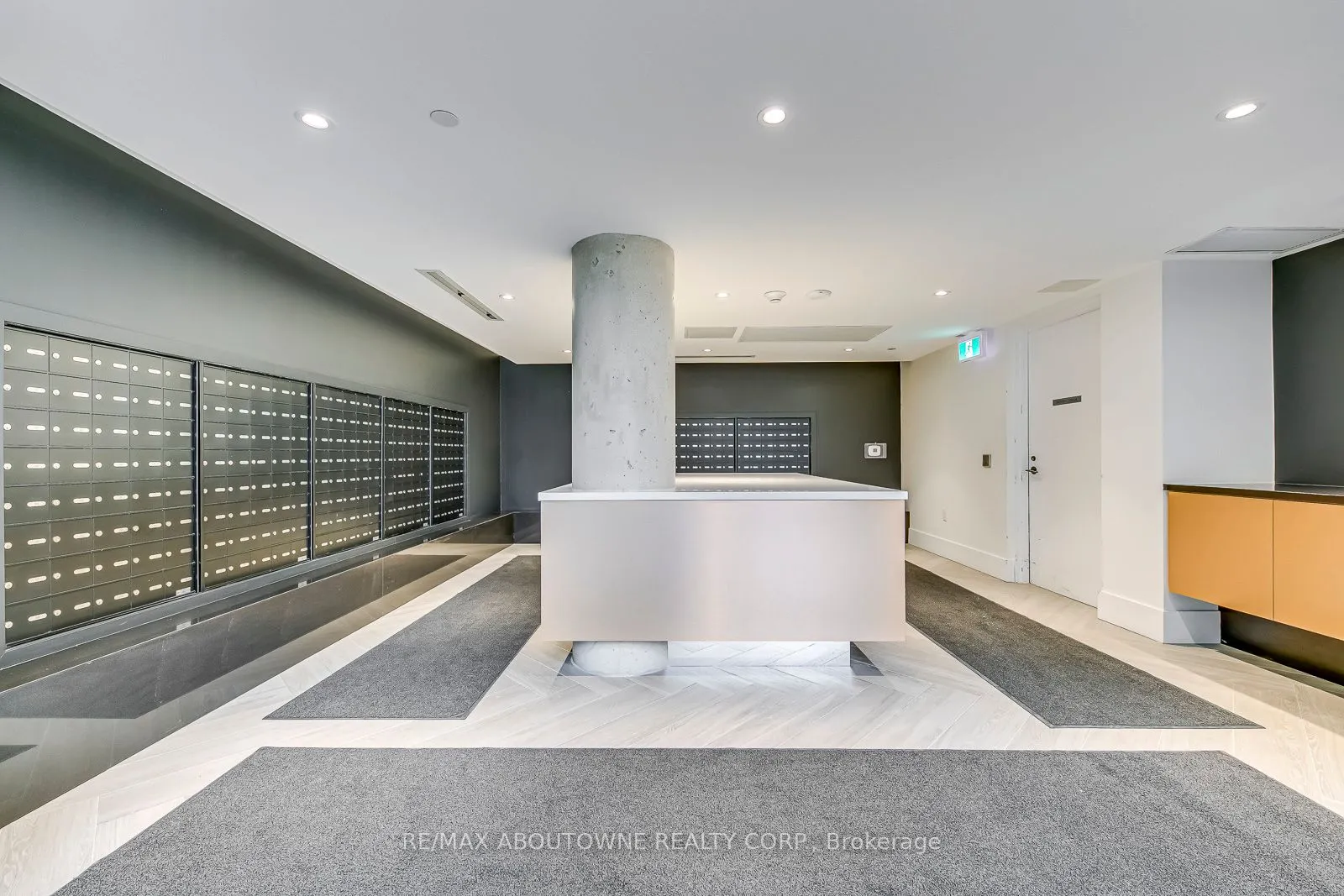 2450 Old Bronte Road, #623
