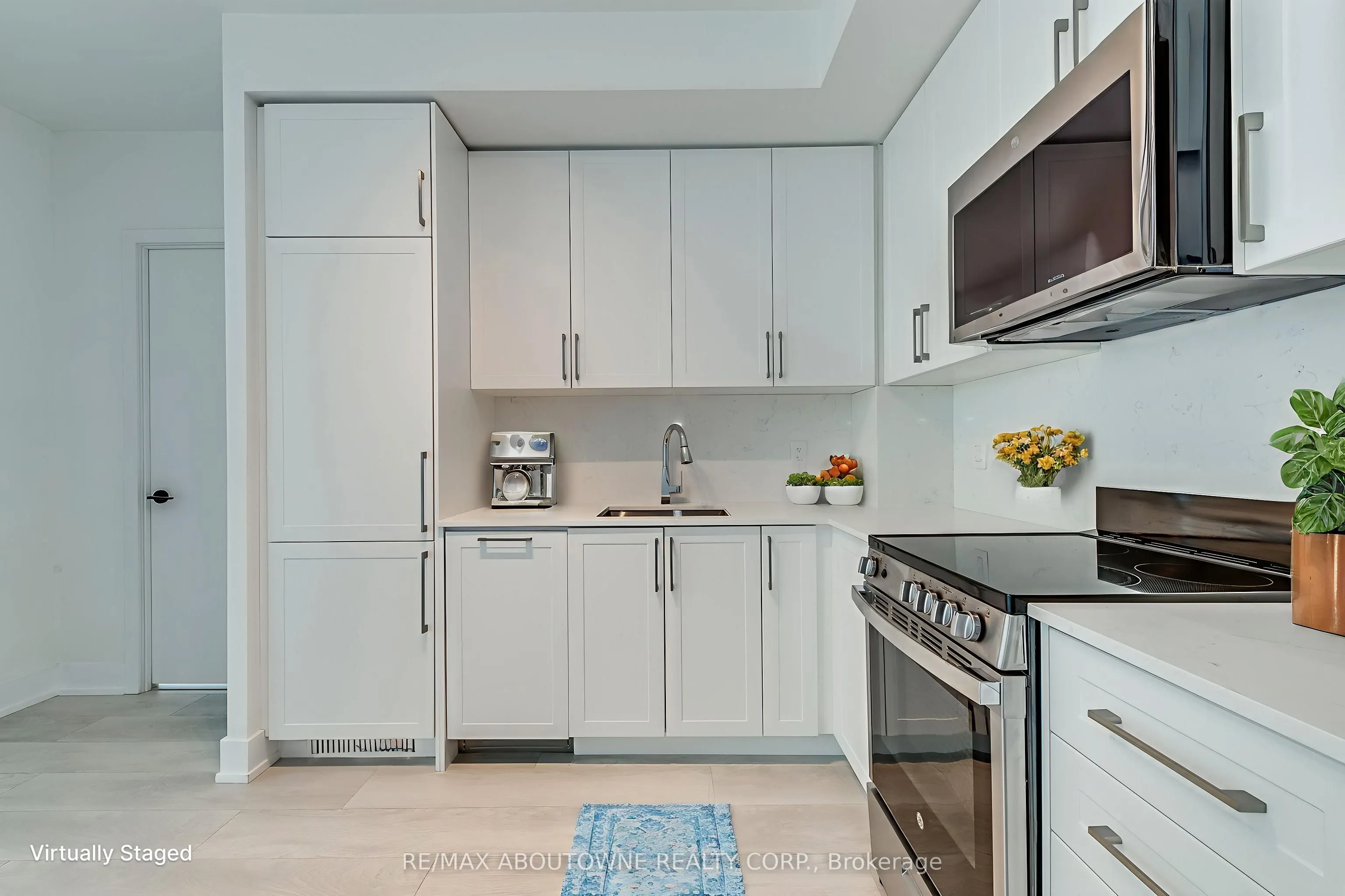 2450 Old Bronte Road, #623