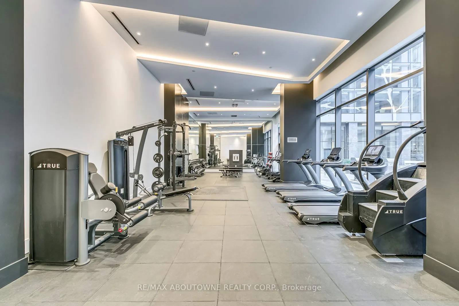 2450 Old Bronte Road, #623