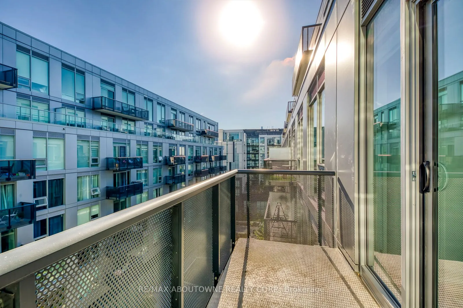 2450 Old Bronte Road, #623