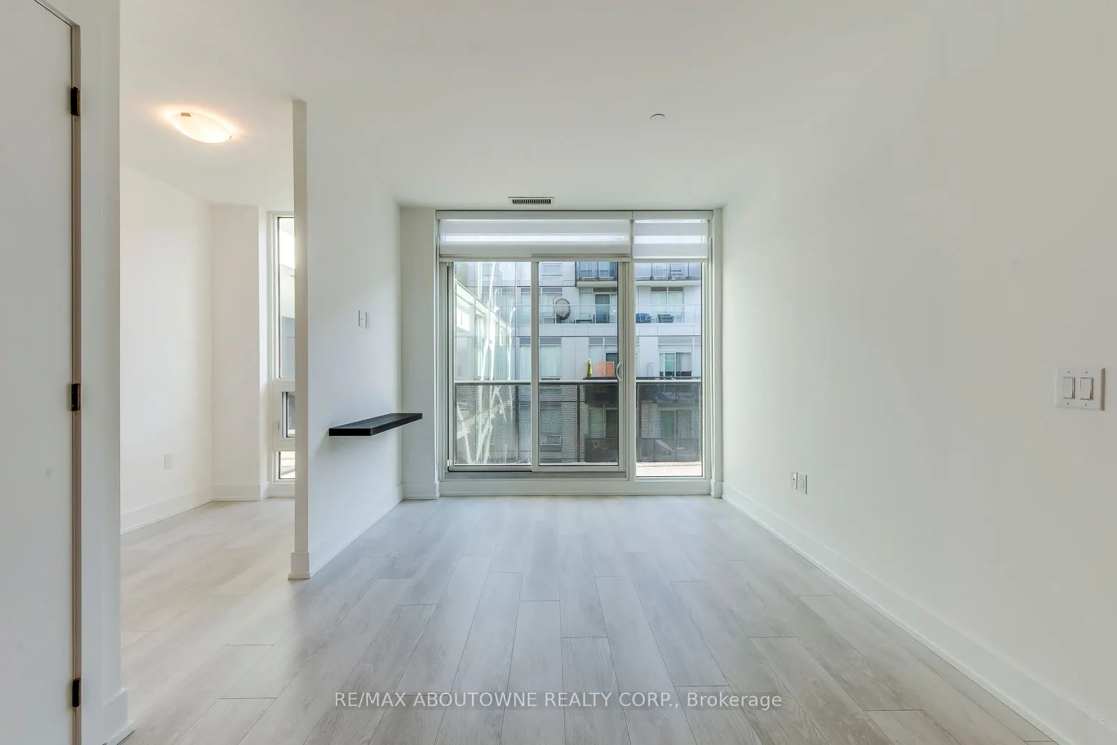 2450 Old Bronte Road, #623