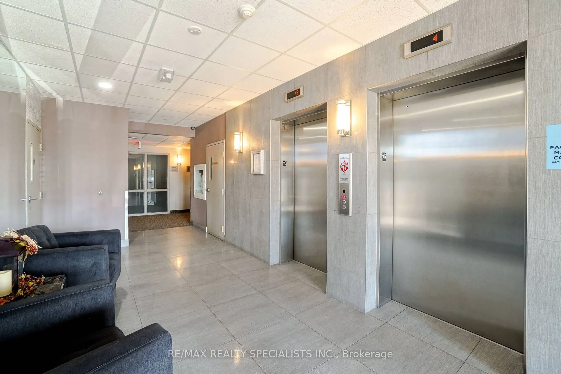 383 Main Street, #617