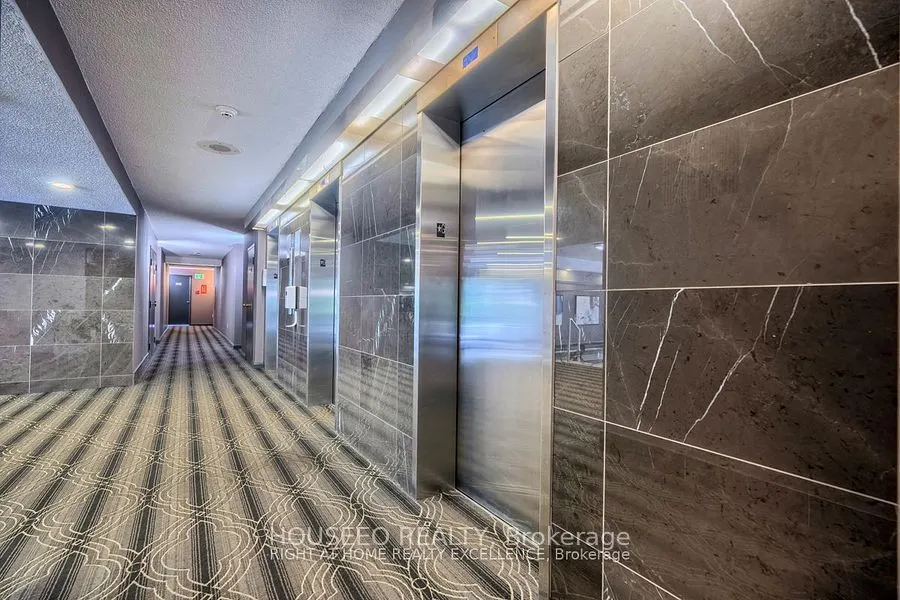 8 Lisa Street, #1102