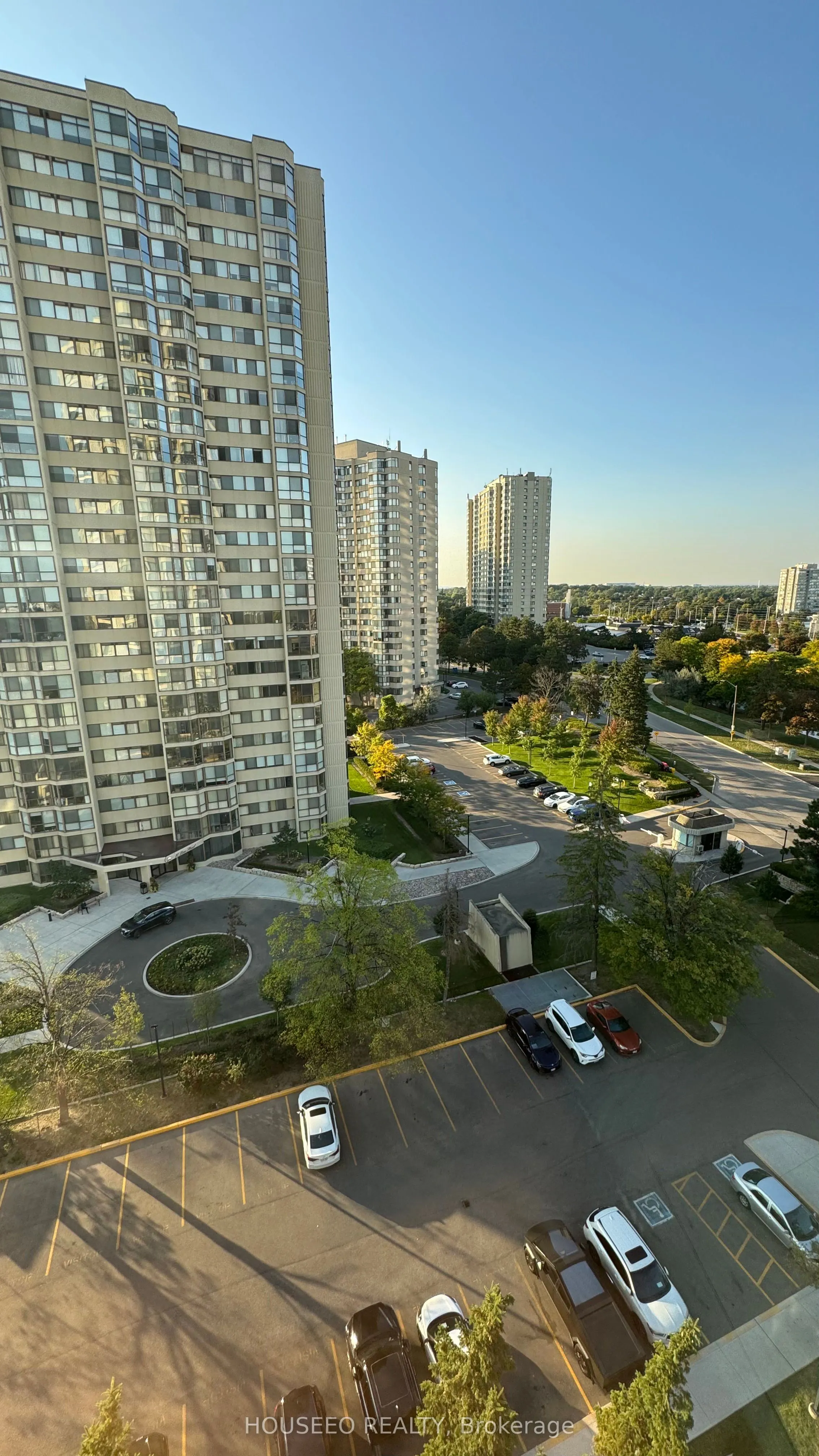 8 Lisa Street, #1102