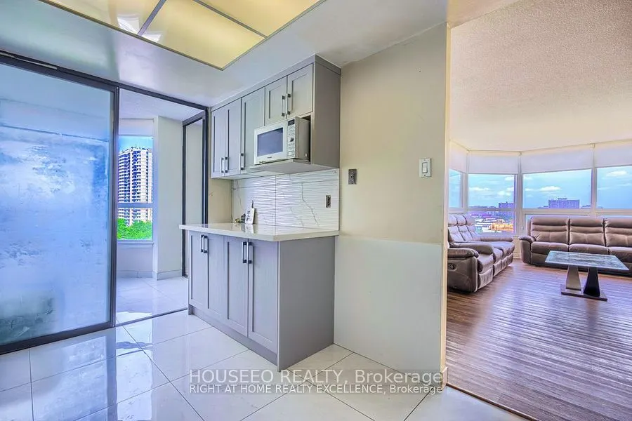 8 Lisa Street, #1102