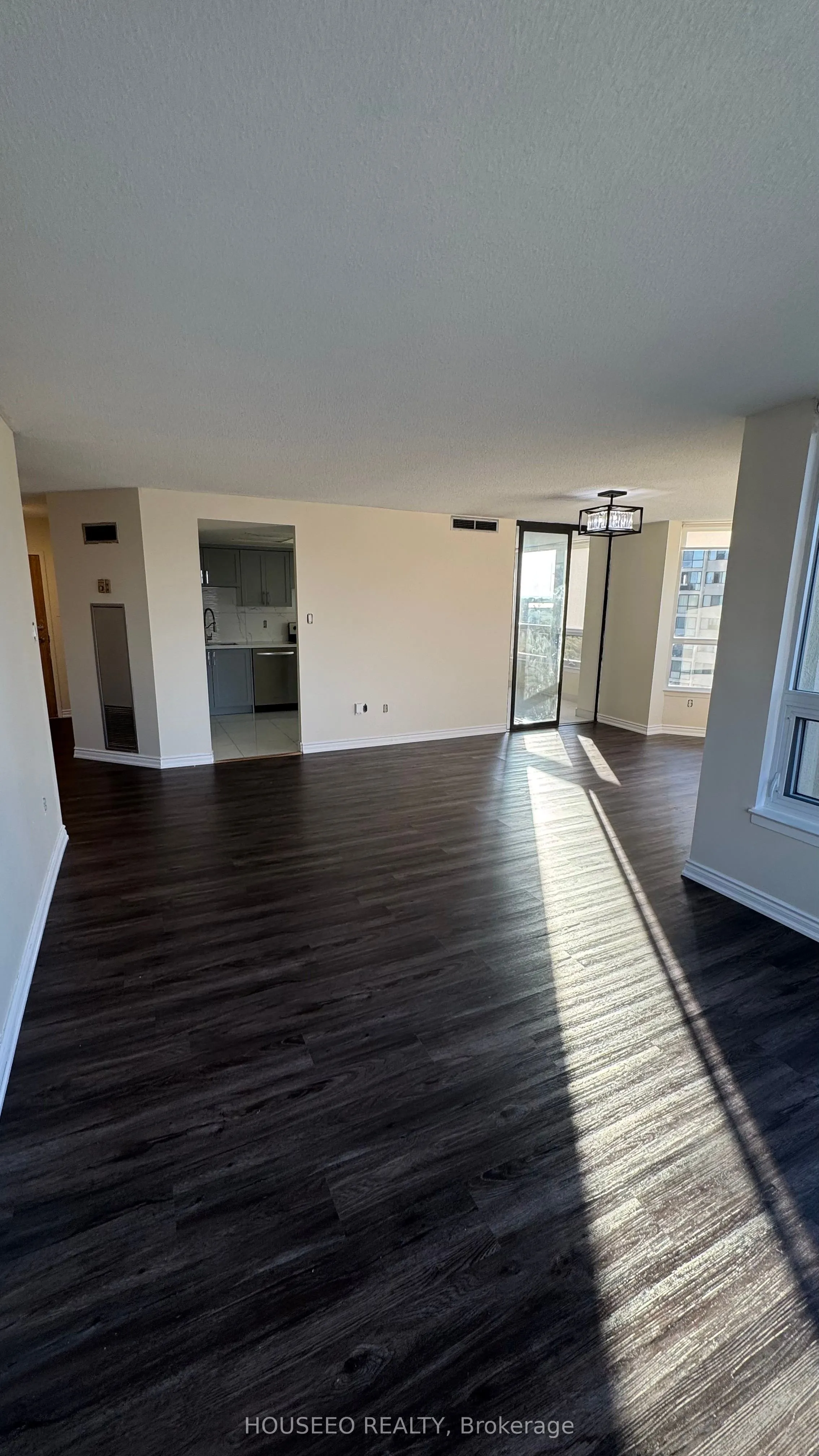 8 Lisa Street, #1102
