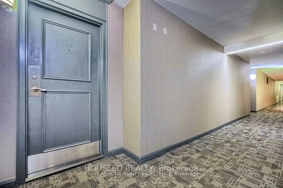 8 Lisa Street, #1102