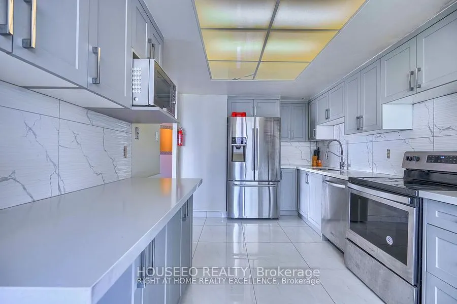 8 Lisa Street, #1102
