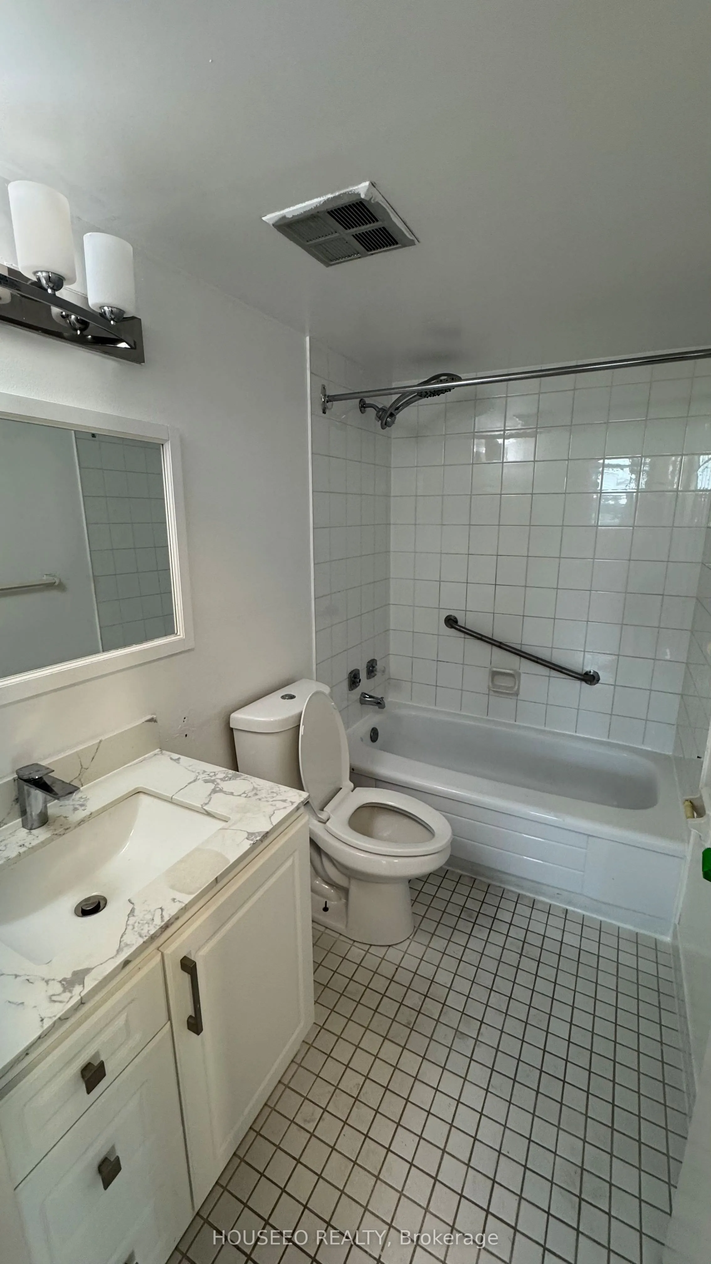 8 Lisa Street, #1102