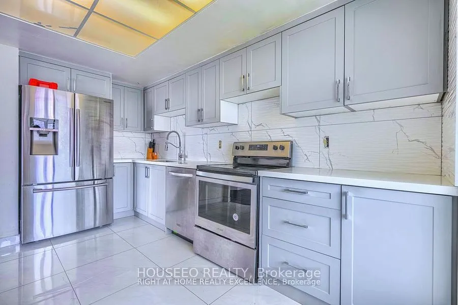 8 Lisa Street, #1102