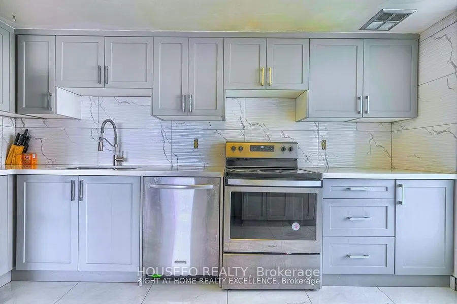 8 Lisa Street, #1102