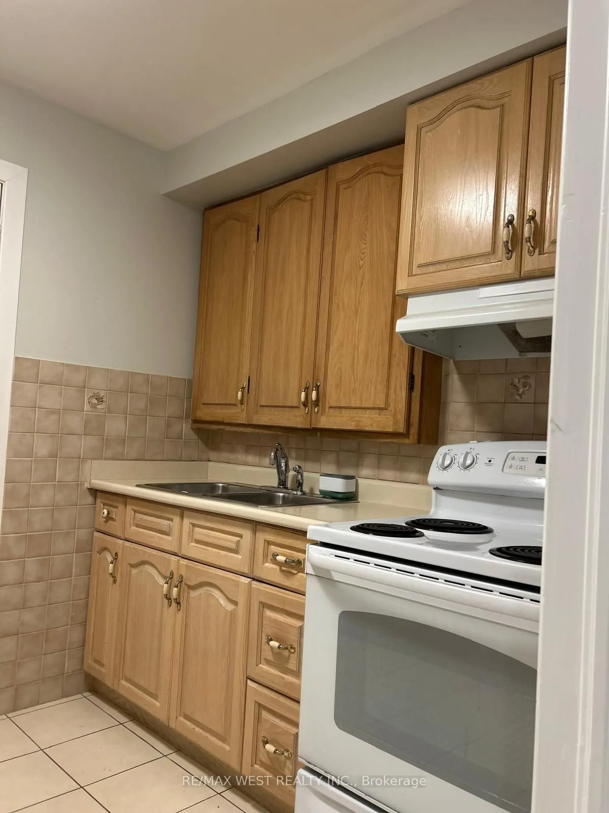 1112 Hawthorne Court, #Bsmt