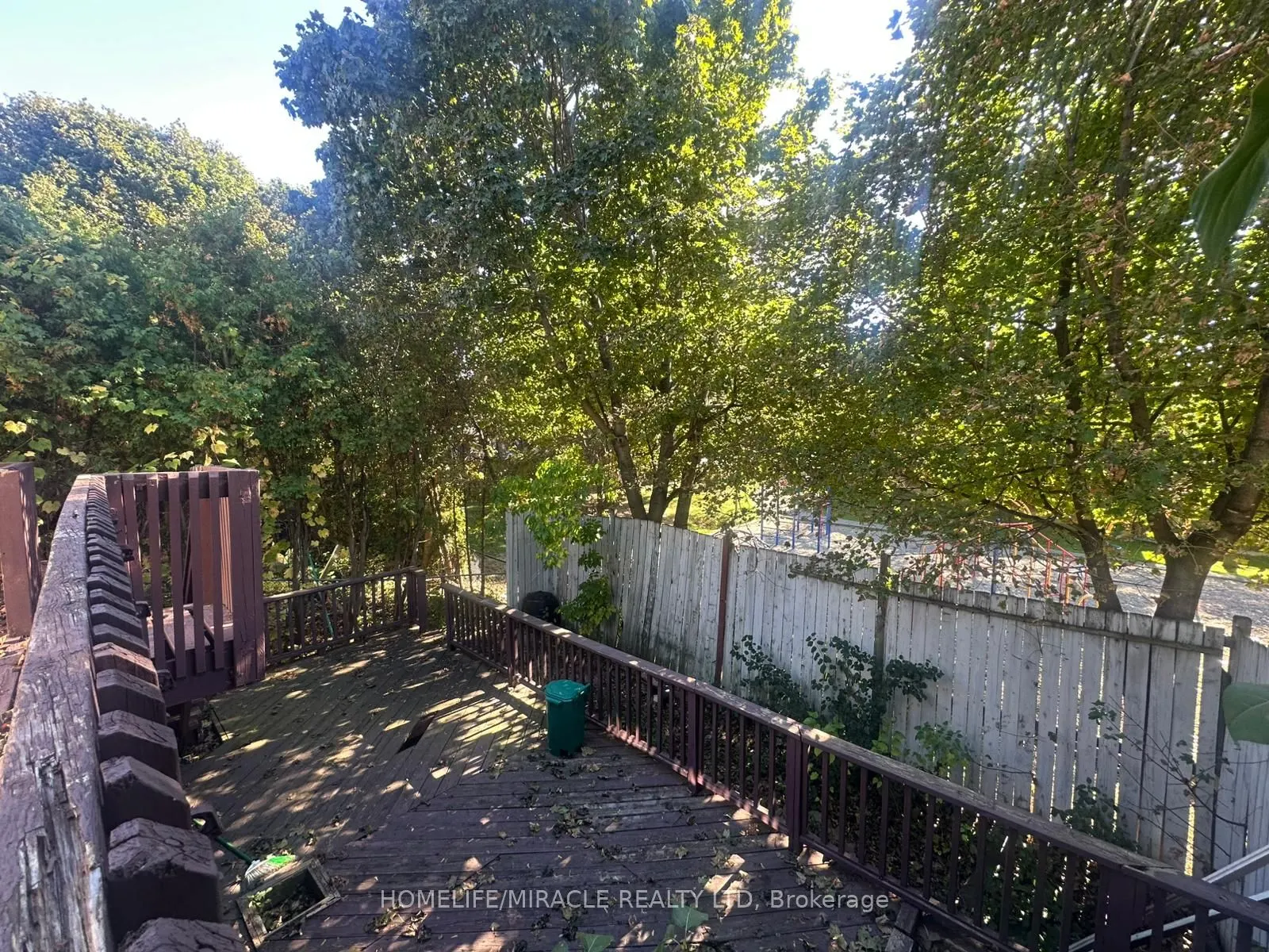 46 Hinchley Wood Grove