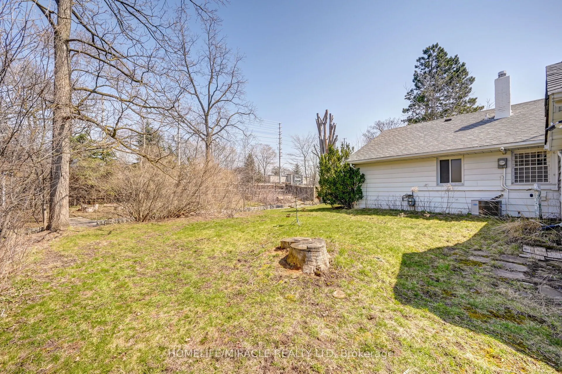 1235 Old River Road