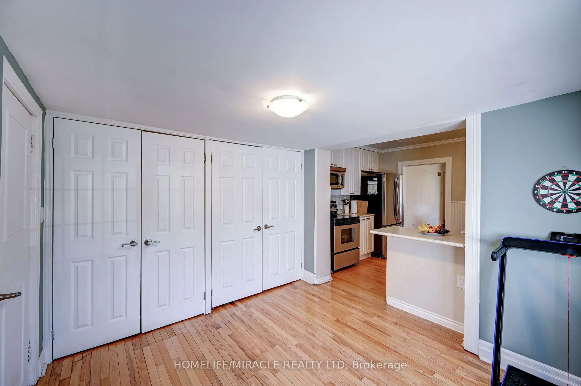1235 Old River Road