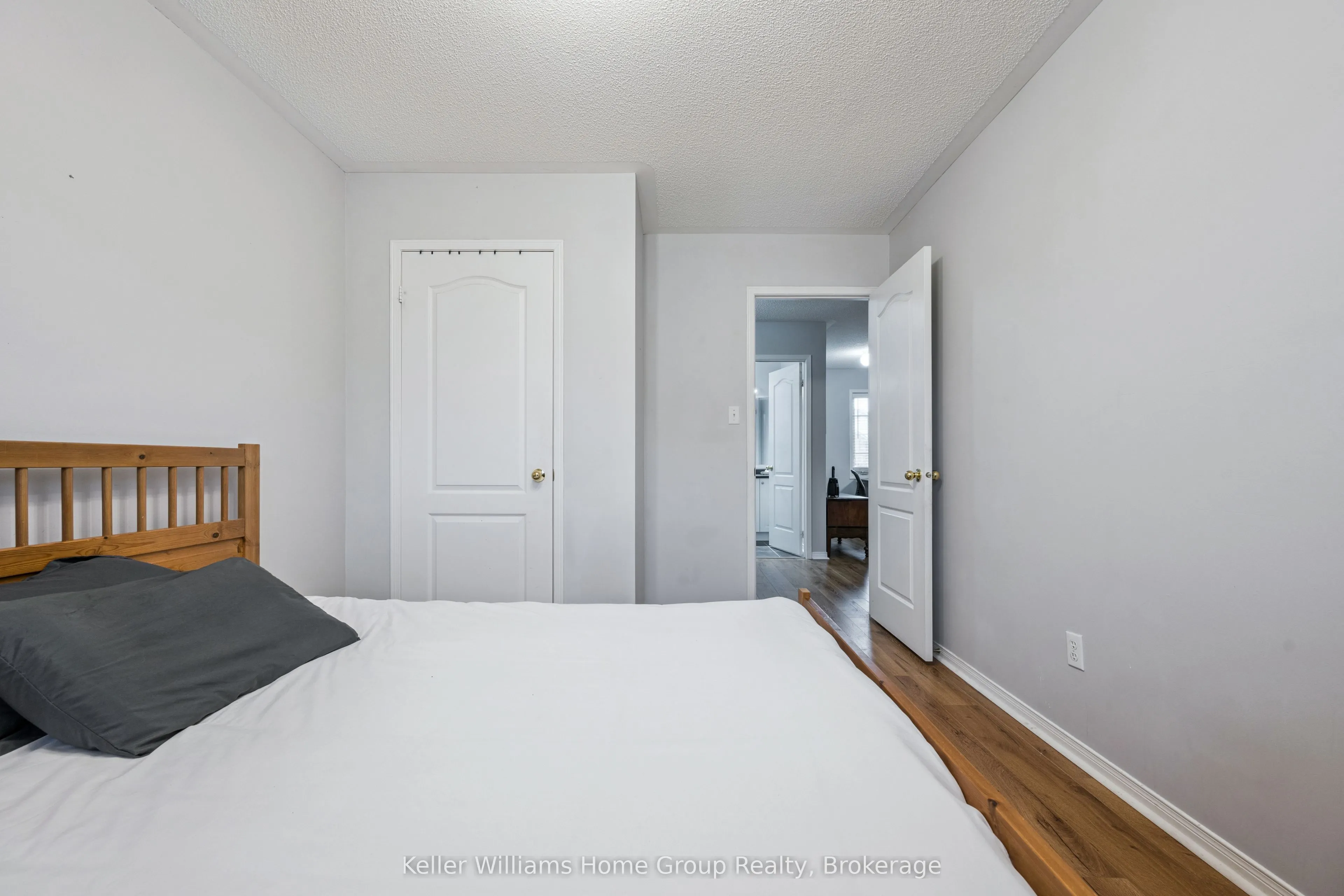 17 Florette Place