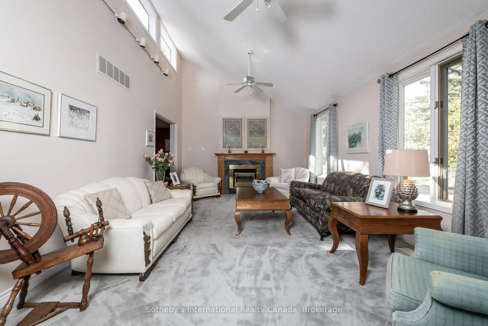 98 Selgrove Crescent