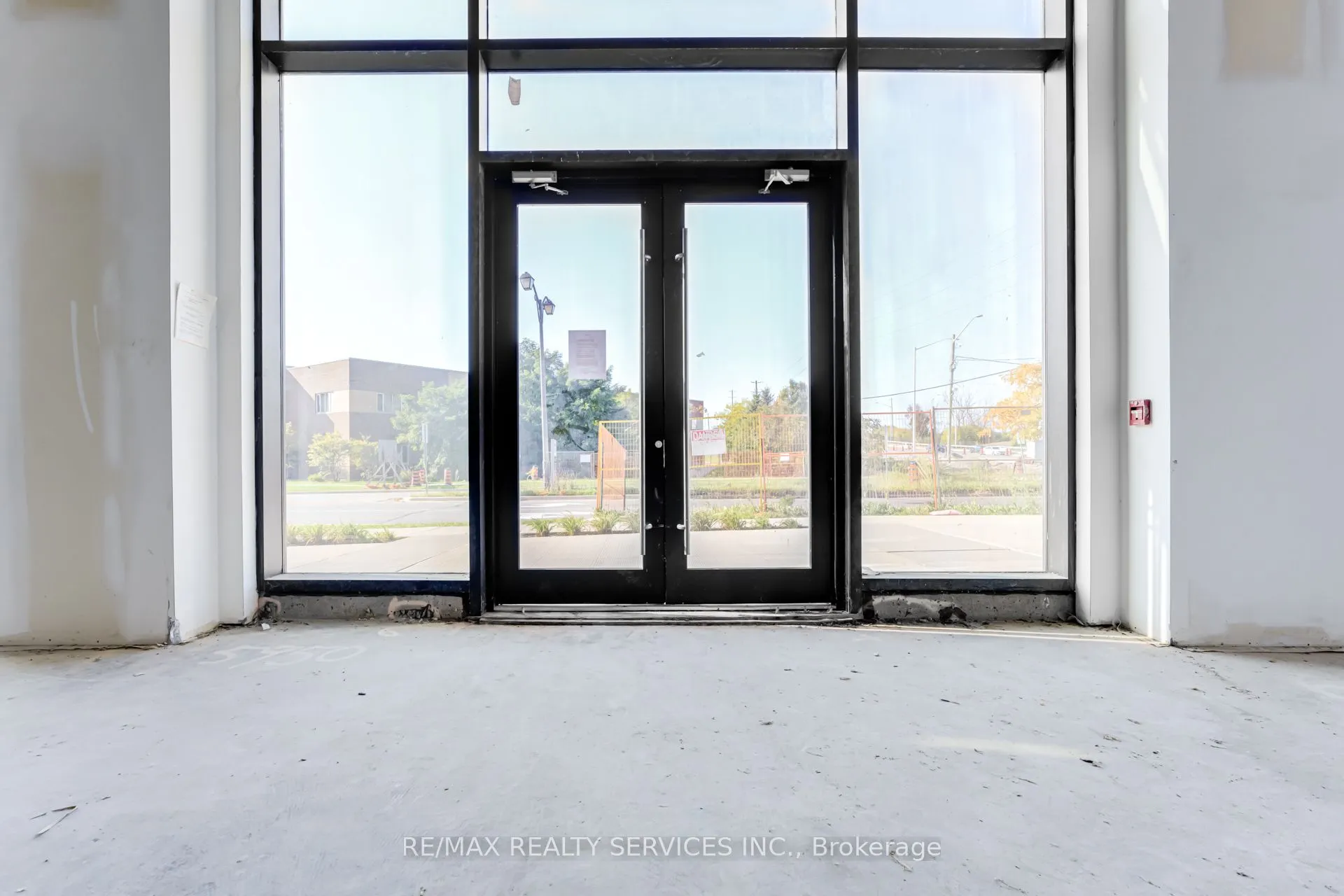 5220 Dundas Street, #3 & 4