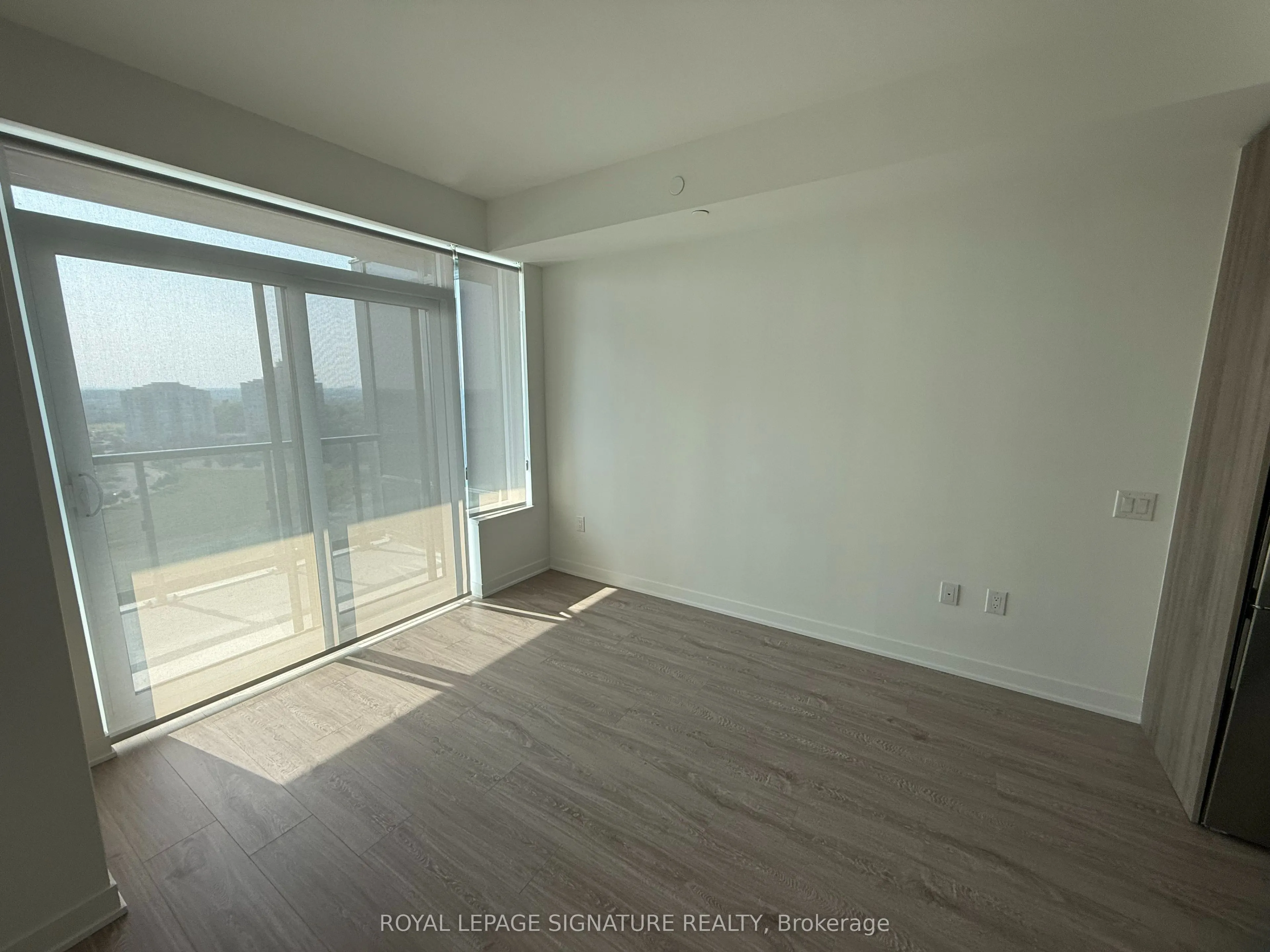 2495 Eglinton Avenue W, #1406