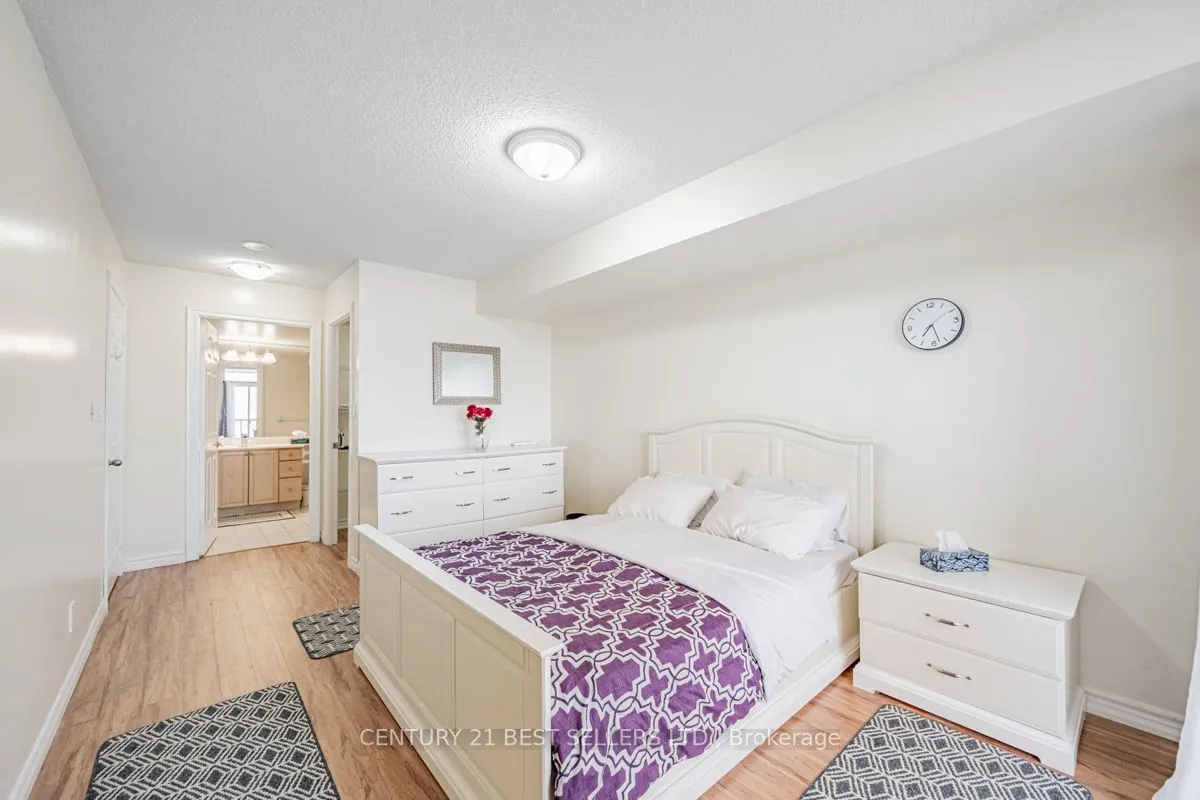 3880 Duke Of York Boulevard, #1715