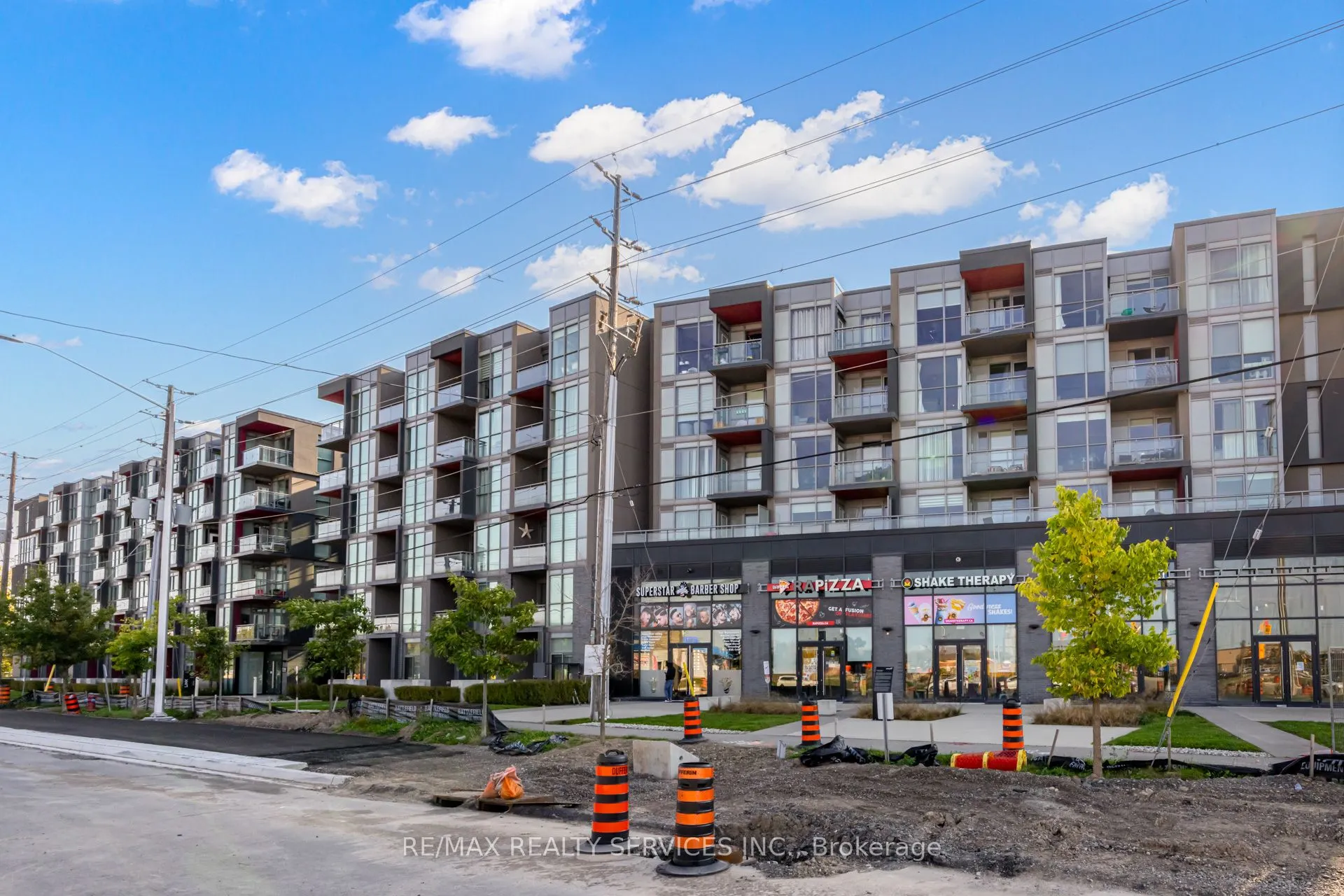 5220 Dundas Street, #3