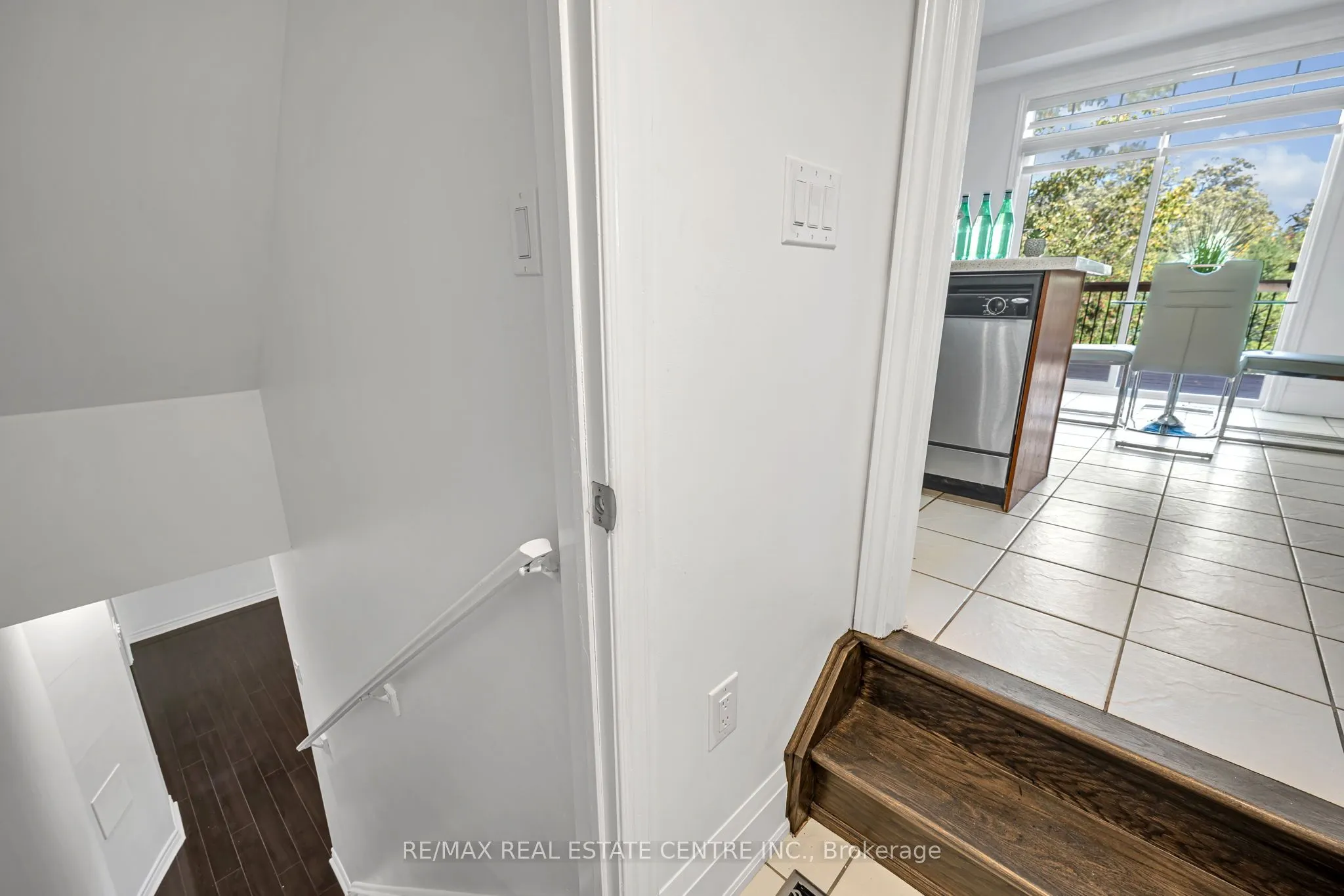 425 Bussel Crescent