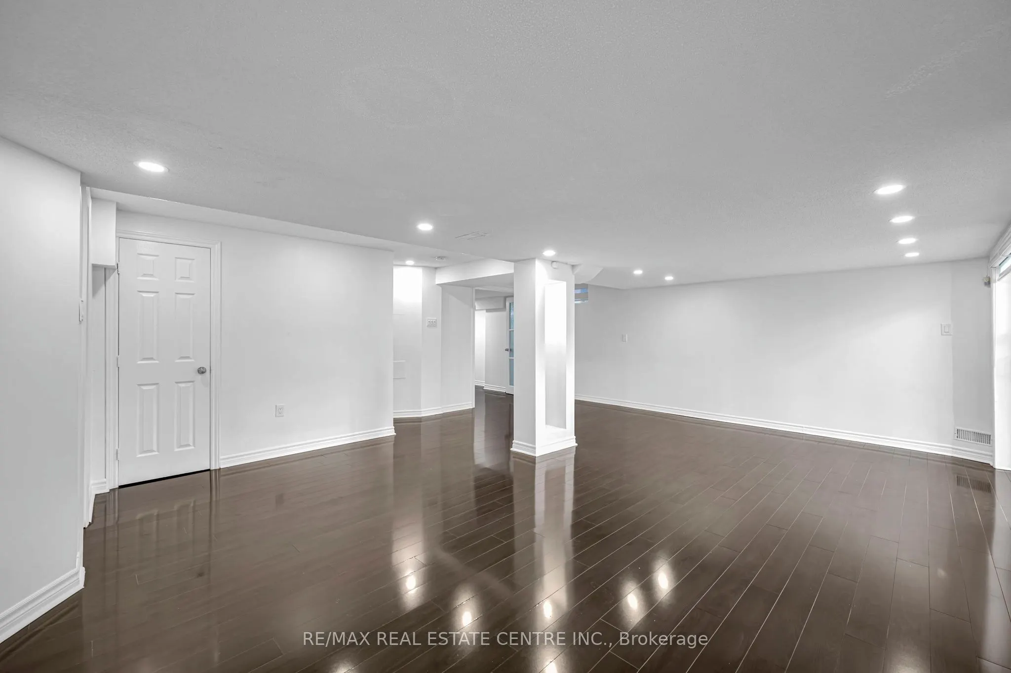 425 Bussel Crescent