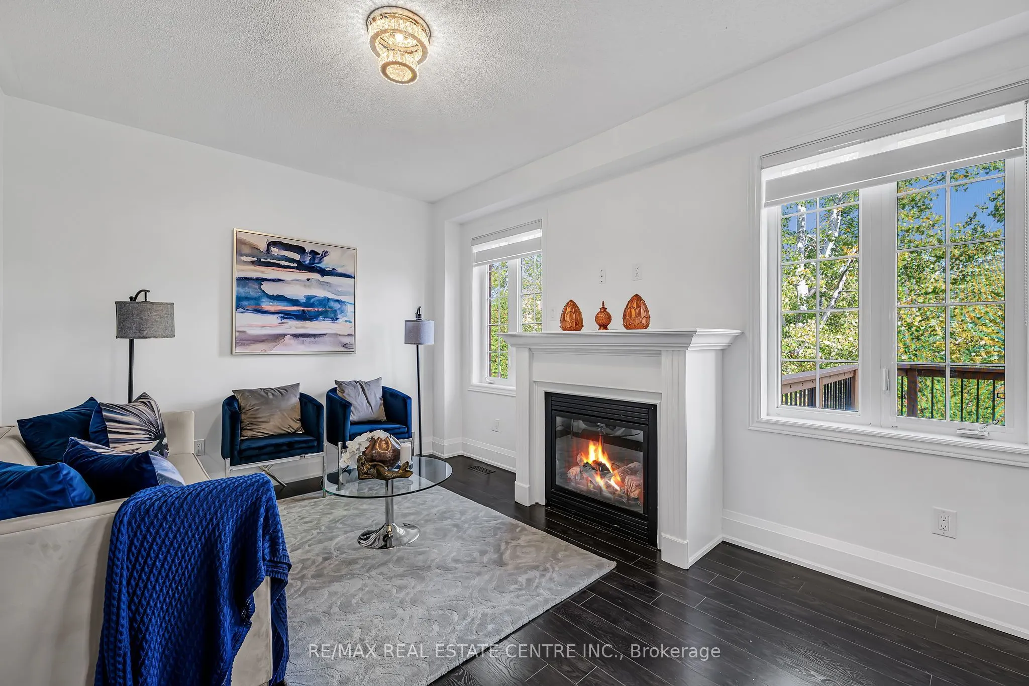 425 Bussel Crescent