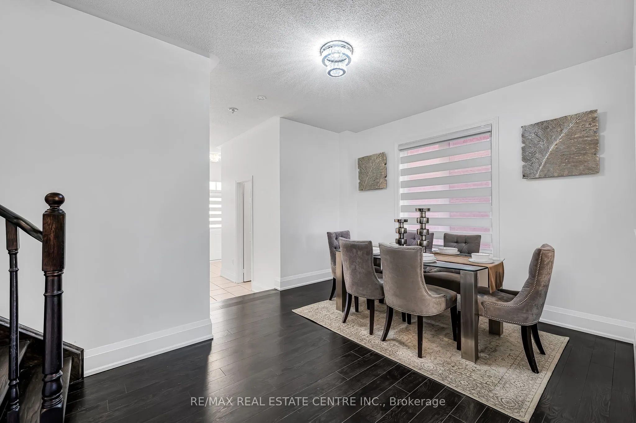 425 Bussel Crescent