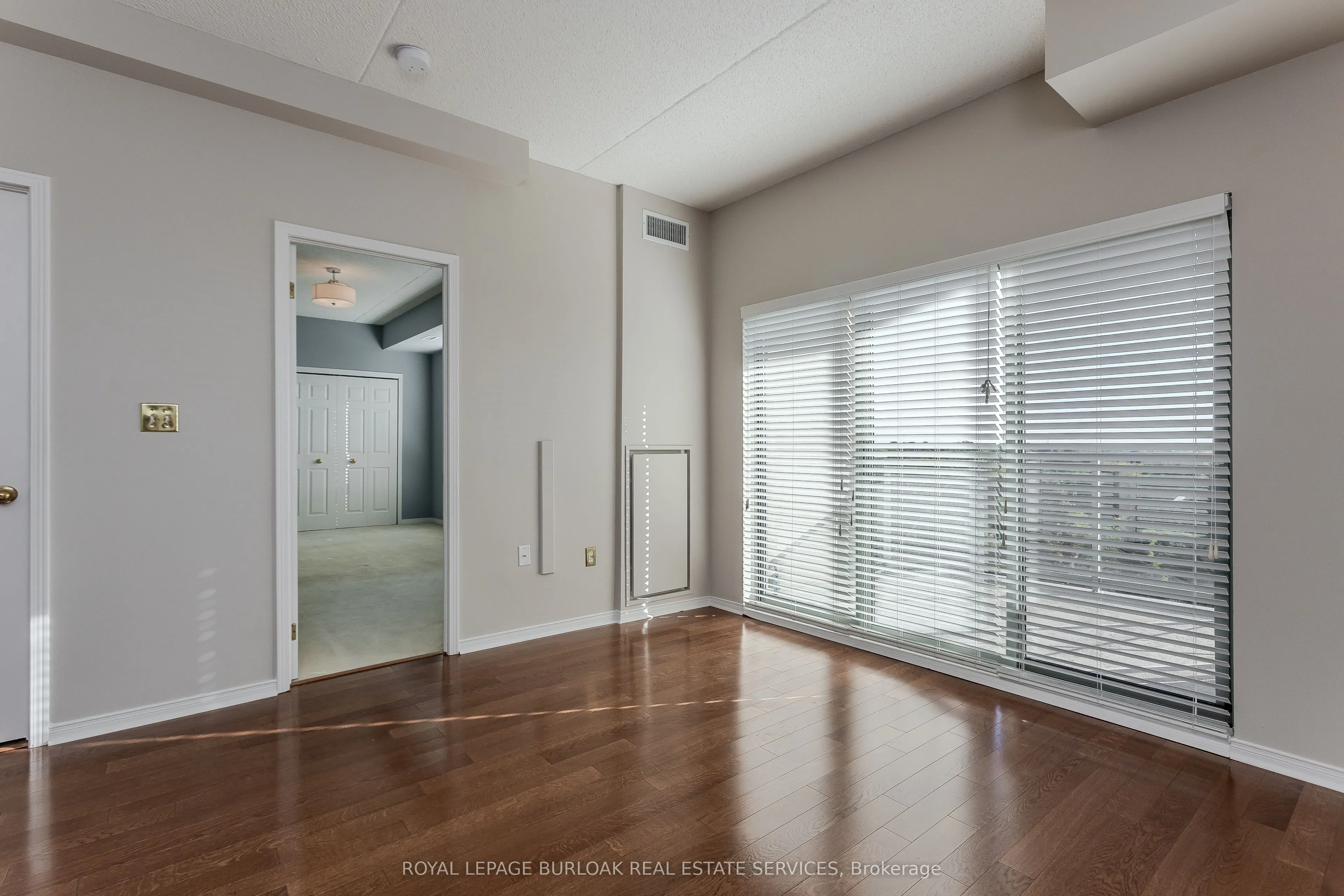 2075 Amherst Heights Drive, #401