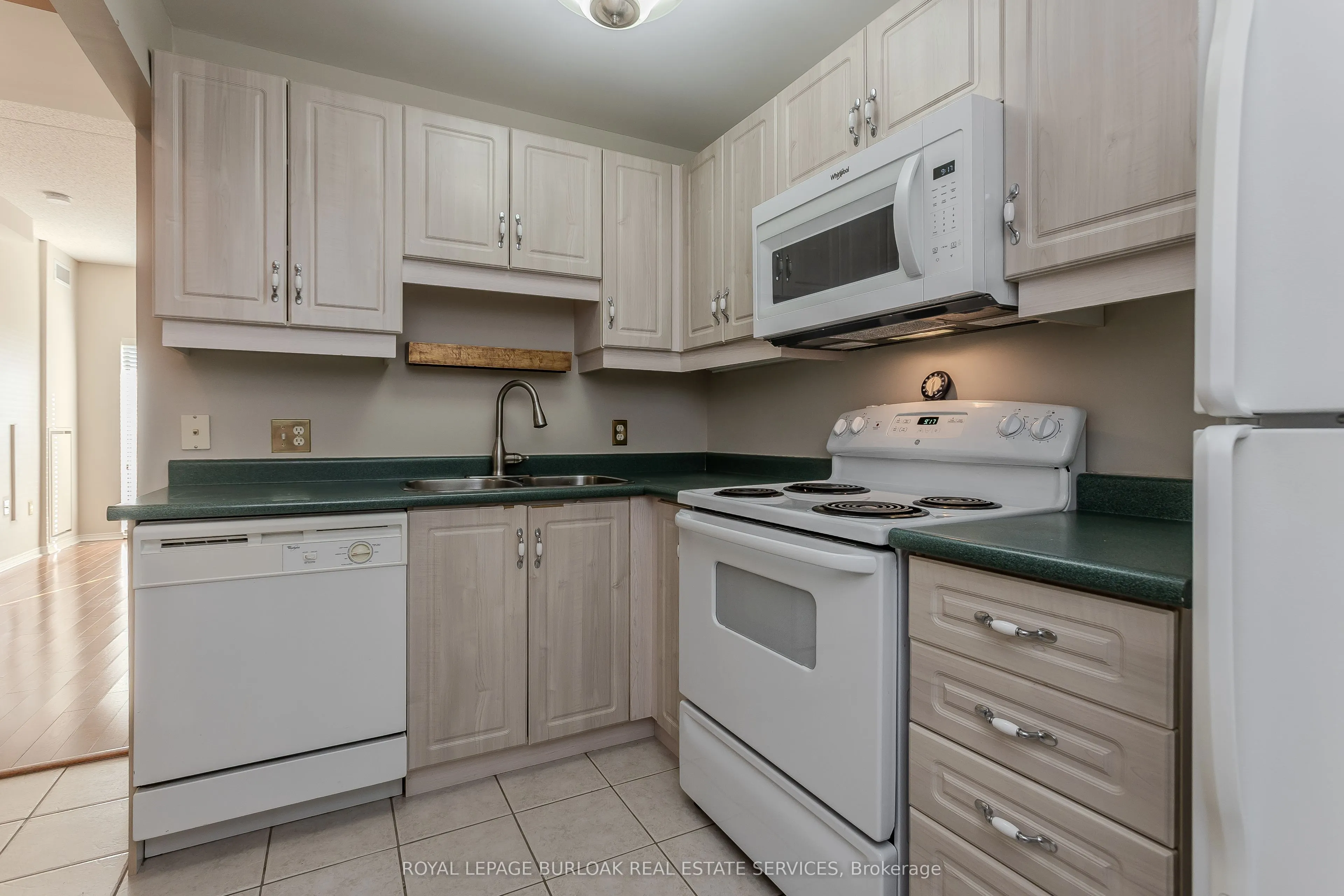 2075 Amherst Heights Drive, #401