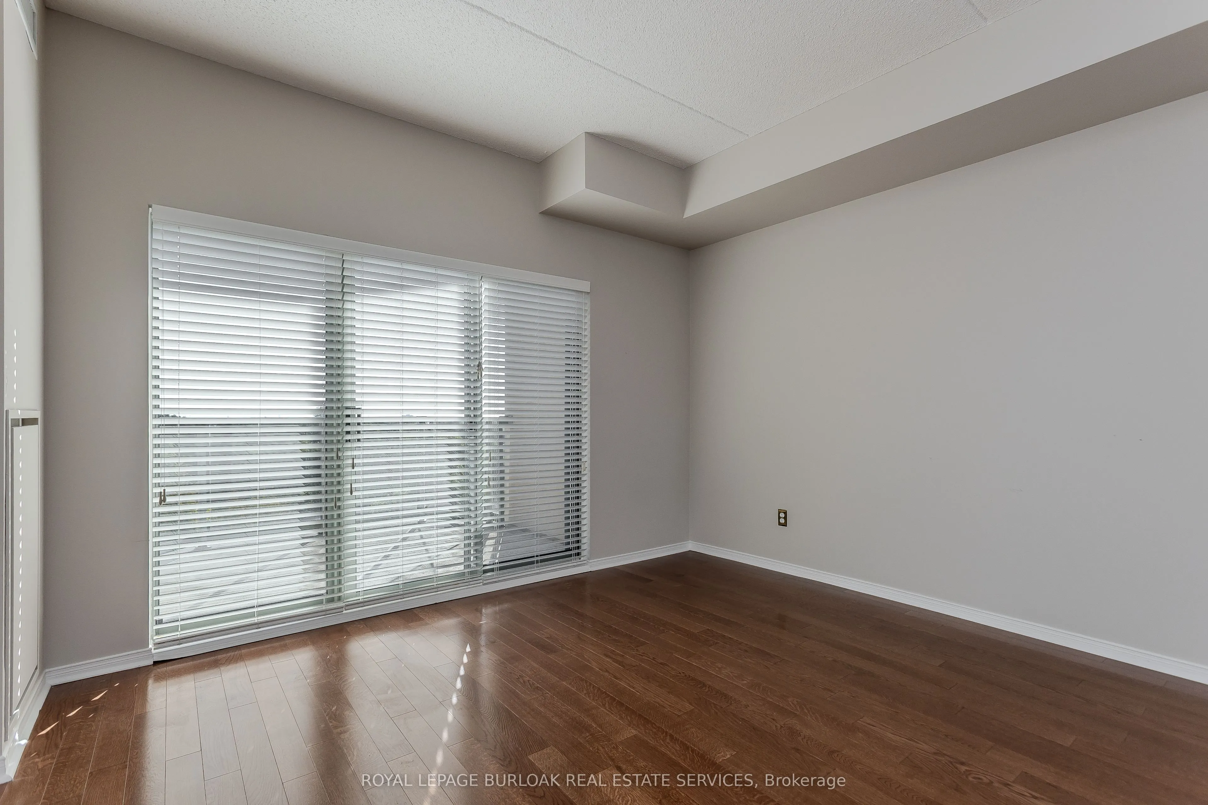 2075 Amherst Heights Drive, #401