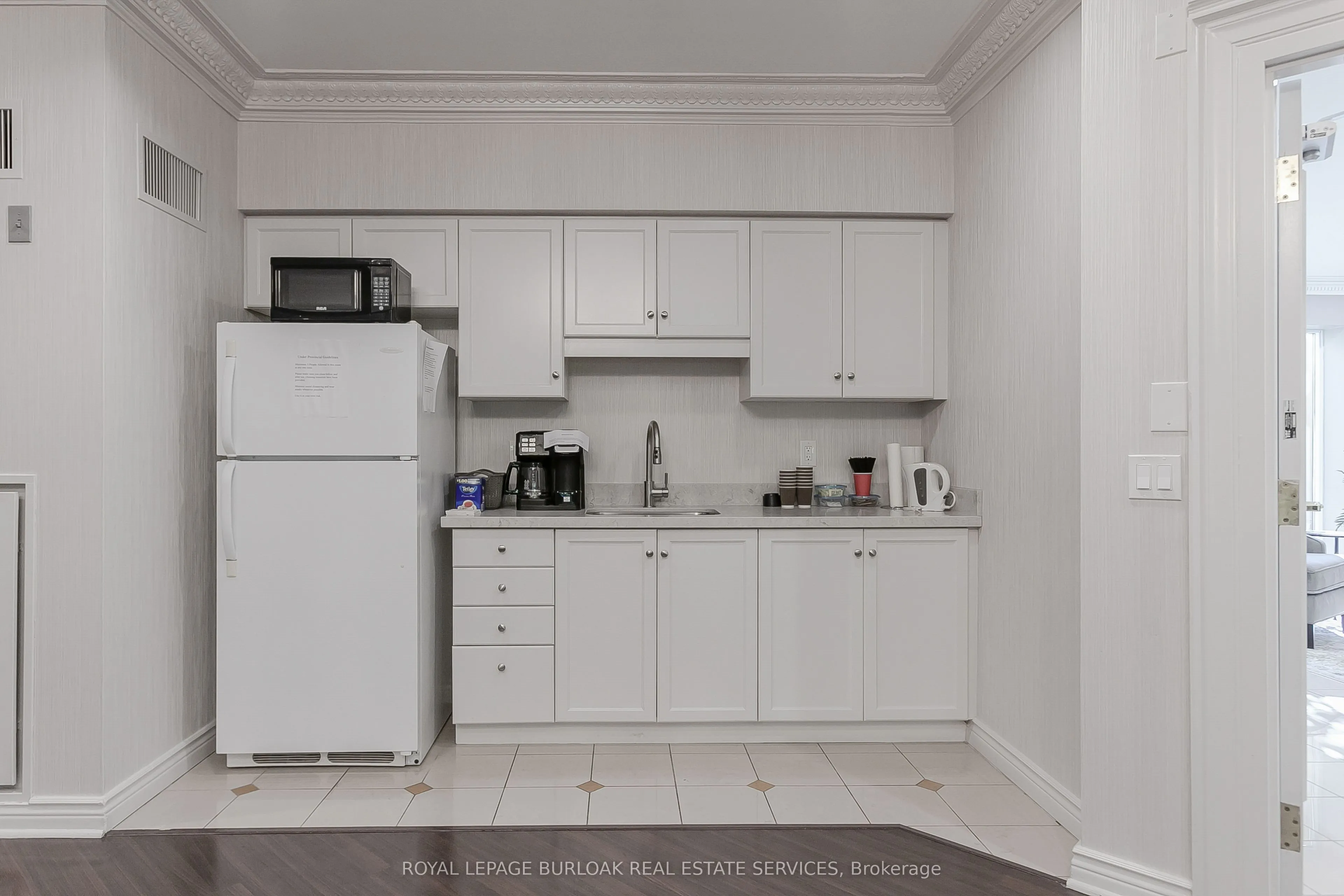 2075 Amherst Heights Drive, #401